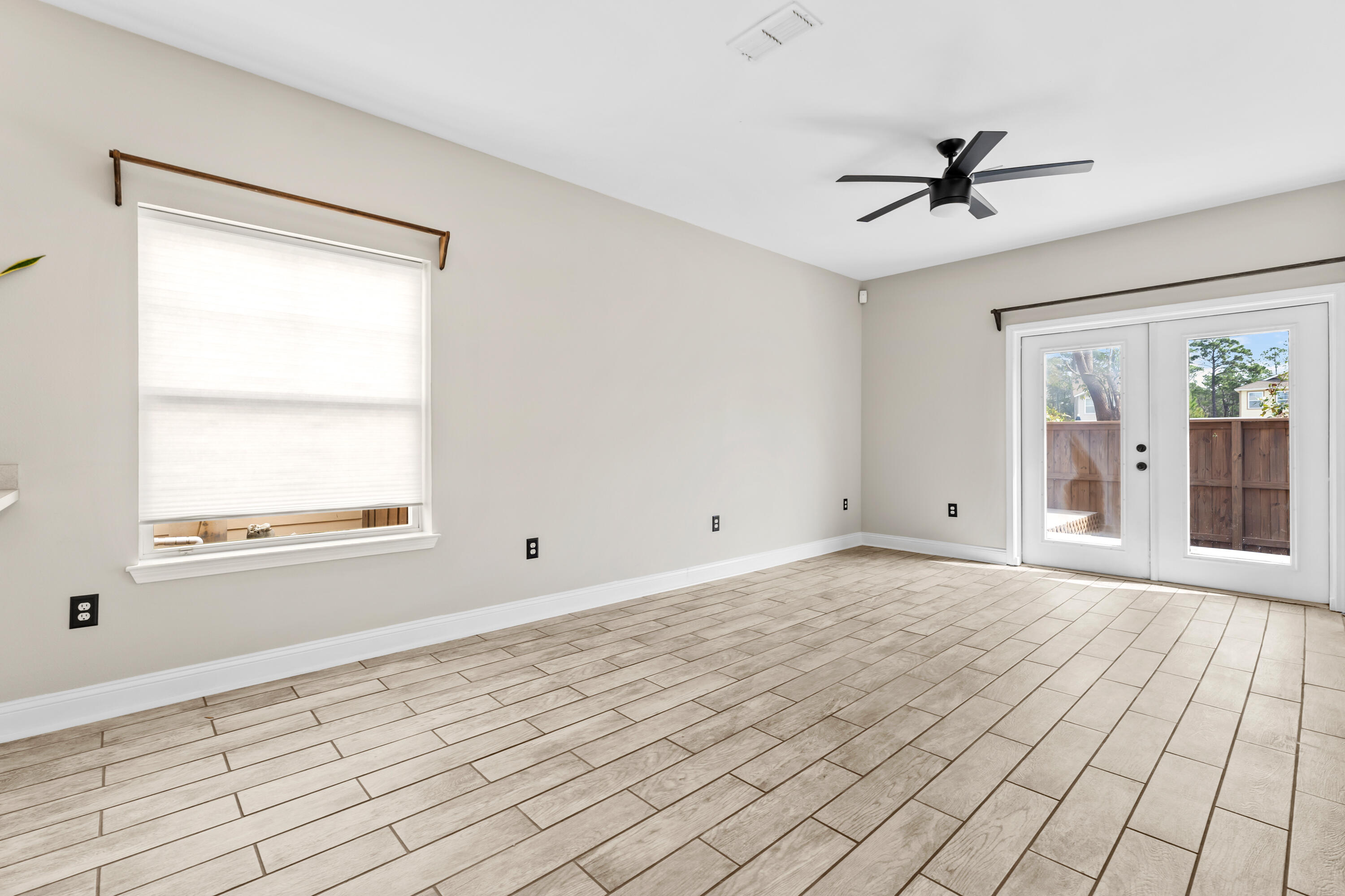 PLANTATION AT SANTA ROSA - Residential