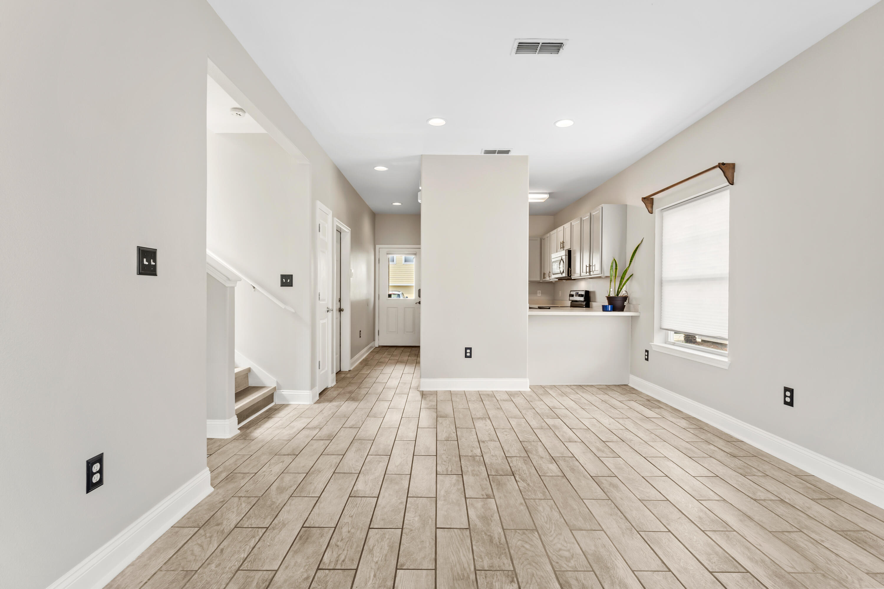 PLANTATION AT SANTA ROSA - Residential