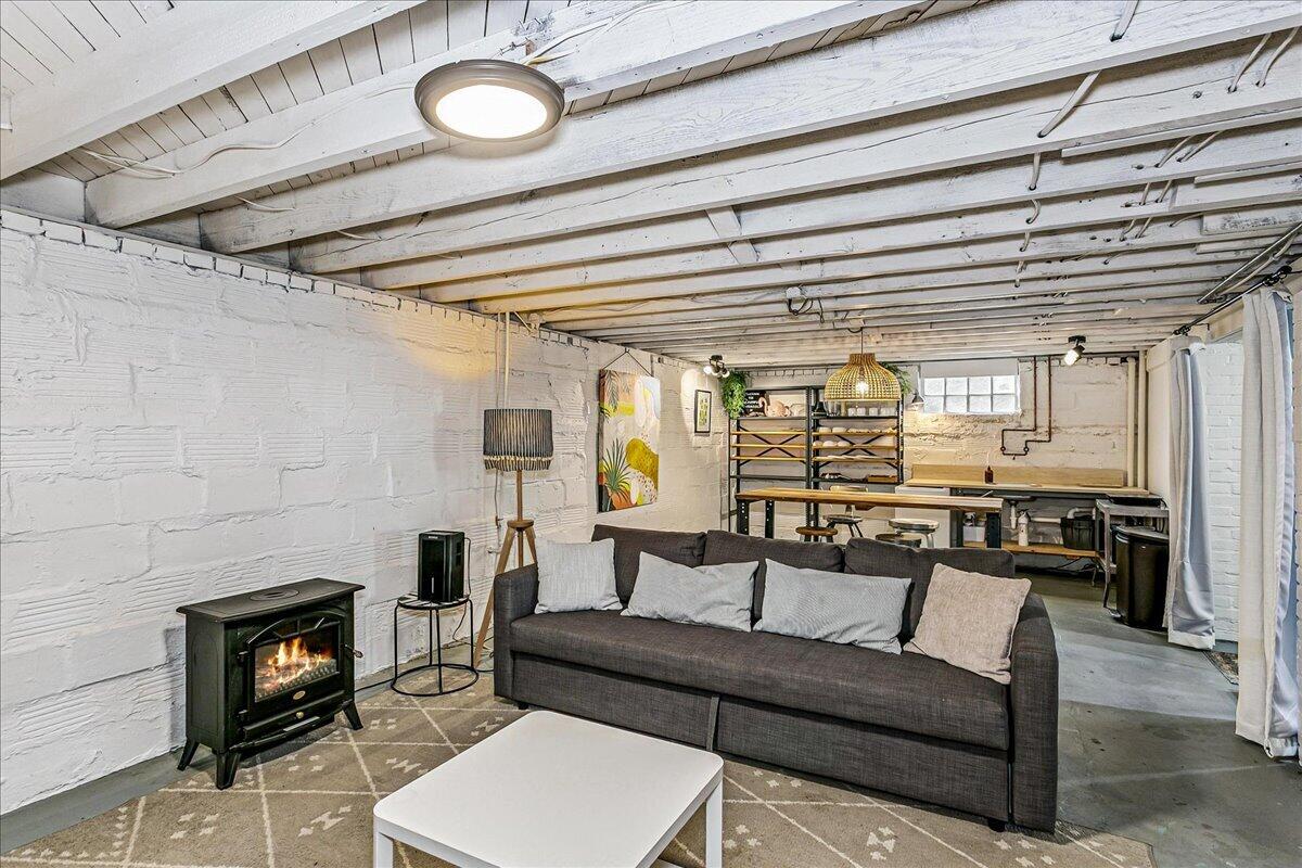 MAXENT TRACT  WESTSIDE GARDEN DISTRCIT - Residential