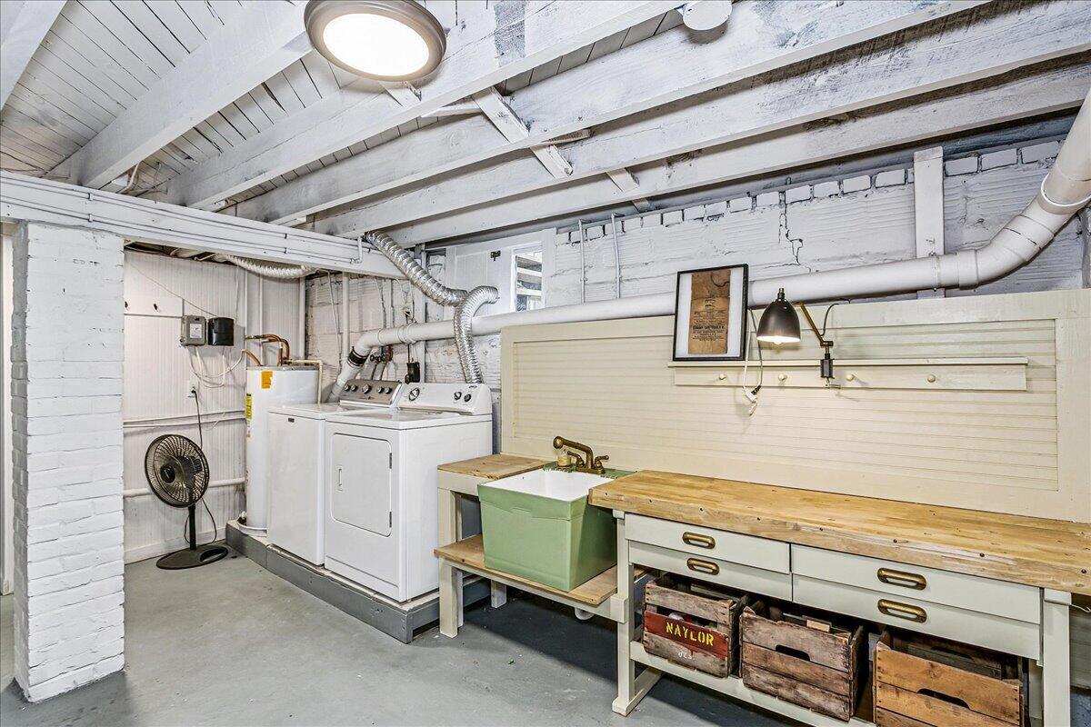 MAXENT TRACT  WESTSIDE GARDEN DISTRCIT - Residential