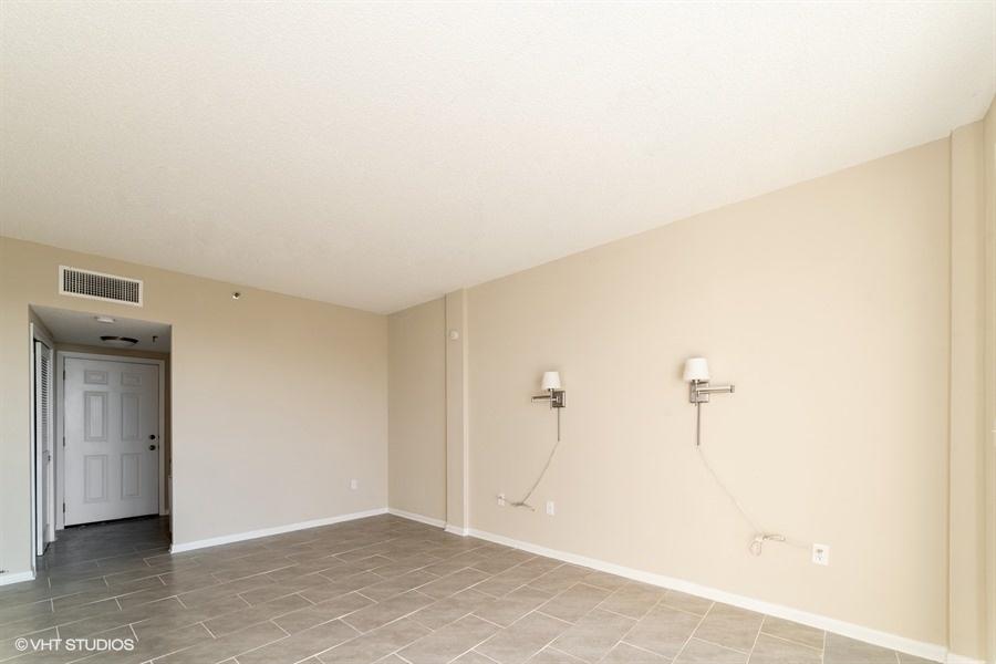 PIRATES BAY PH 1 - Residential