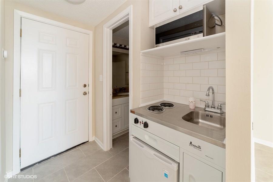 PIRATES BAY PH 1 - Residential