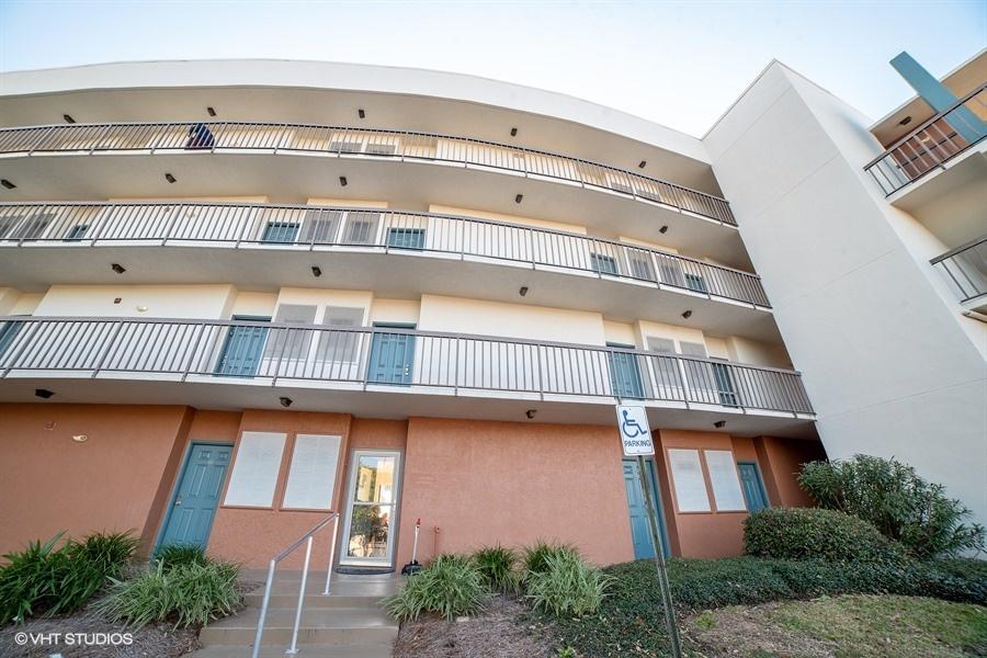 PIRATES BAY PH 1 - Residential