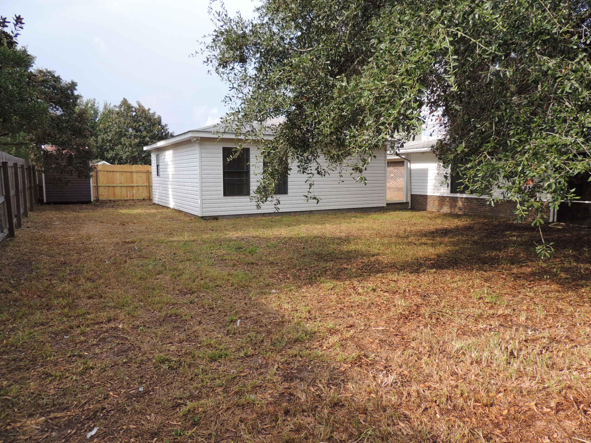 KELL-AIRE GARDENS - Residential