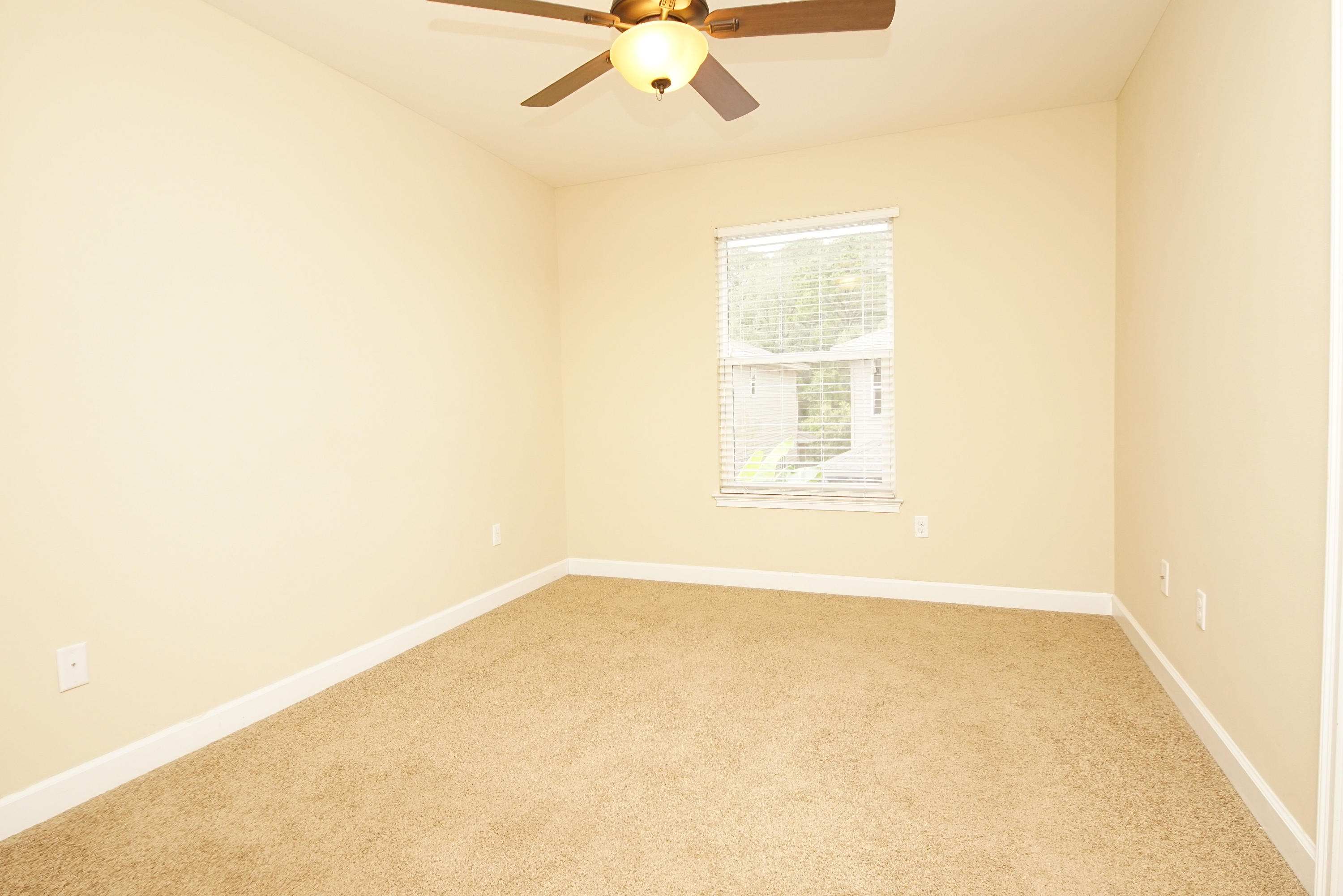 SUMMERWOOD - Residential