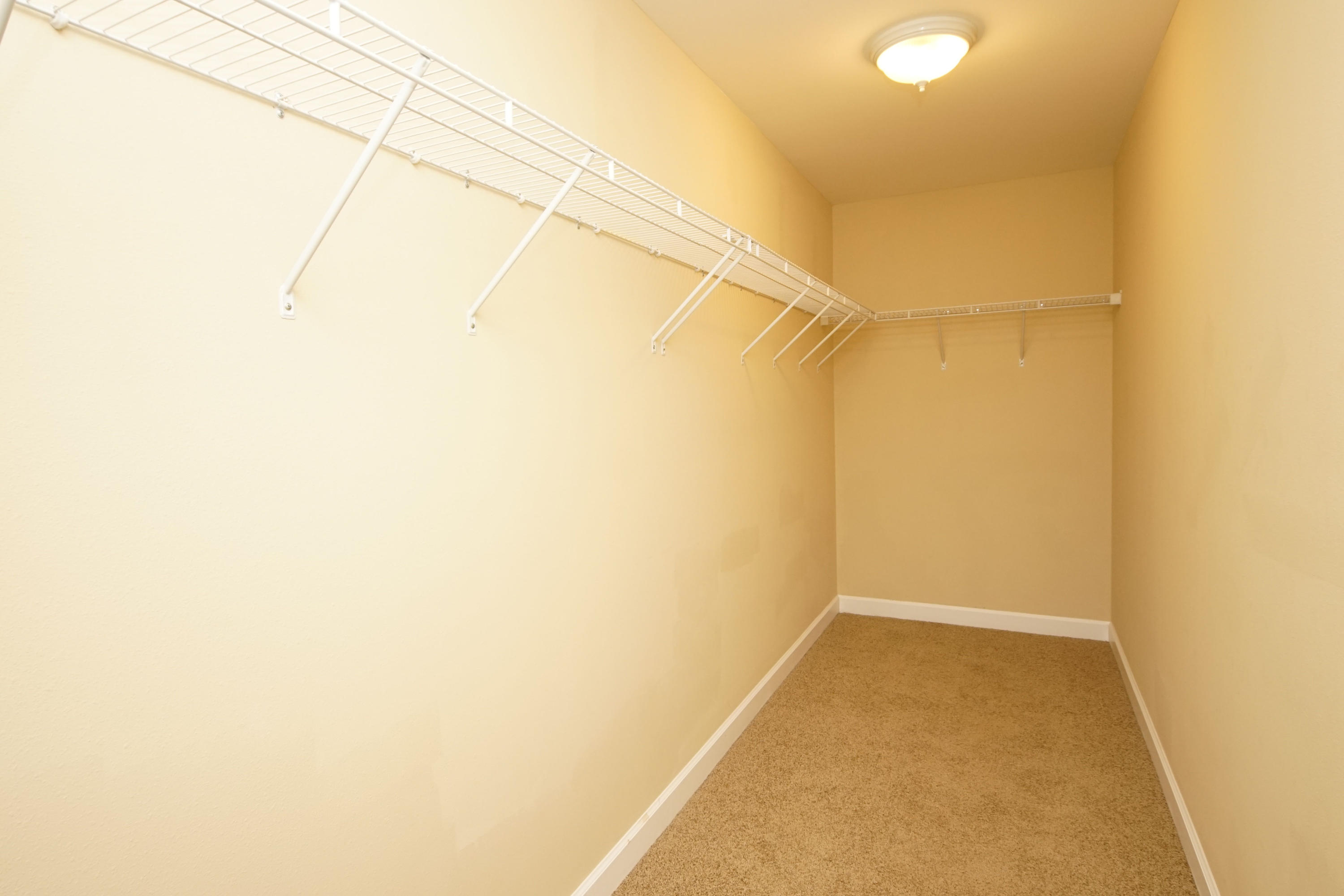 SUMMERWOOD - Residential