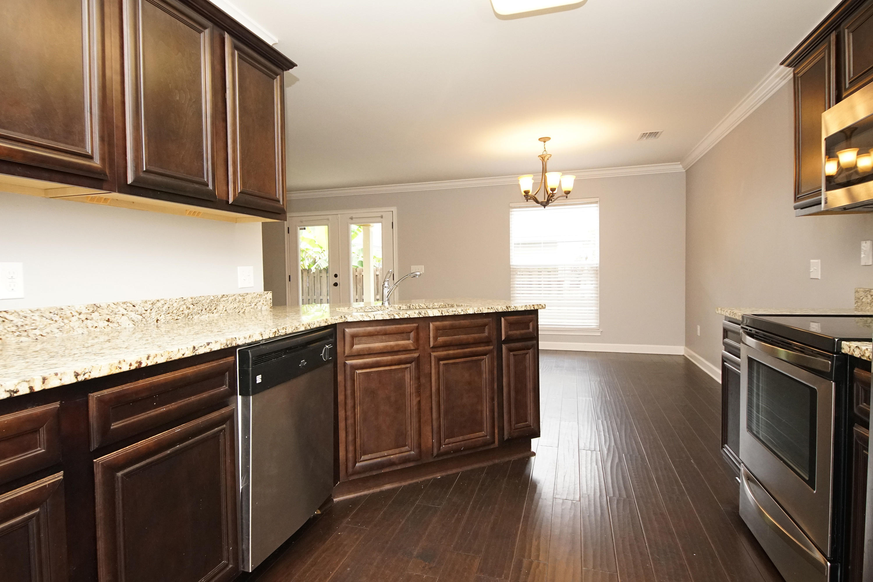 SUMMERWOOD - Residential