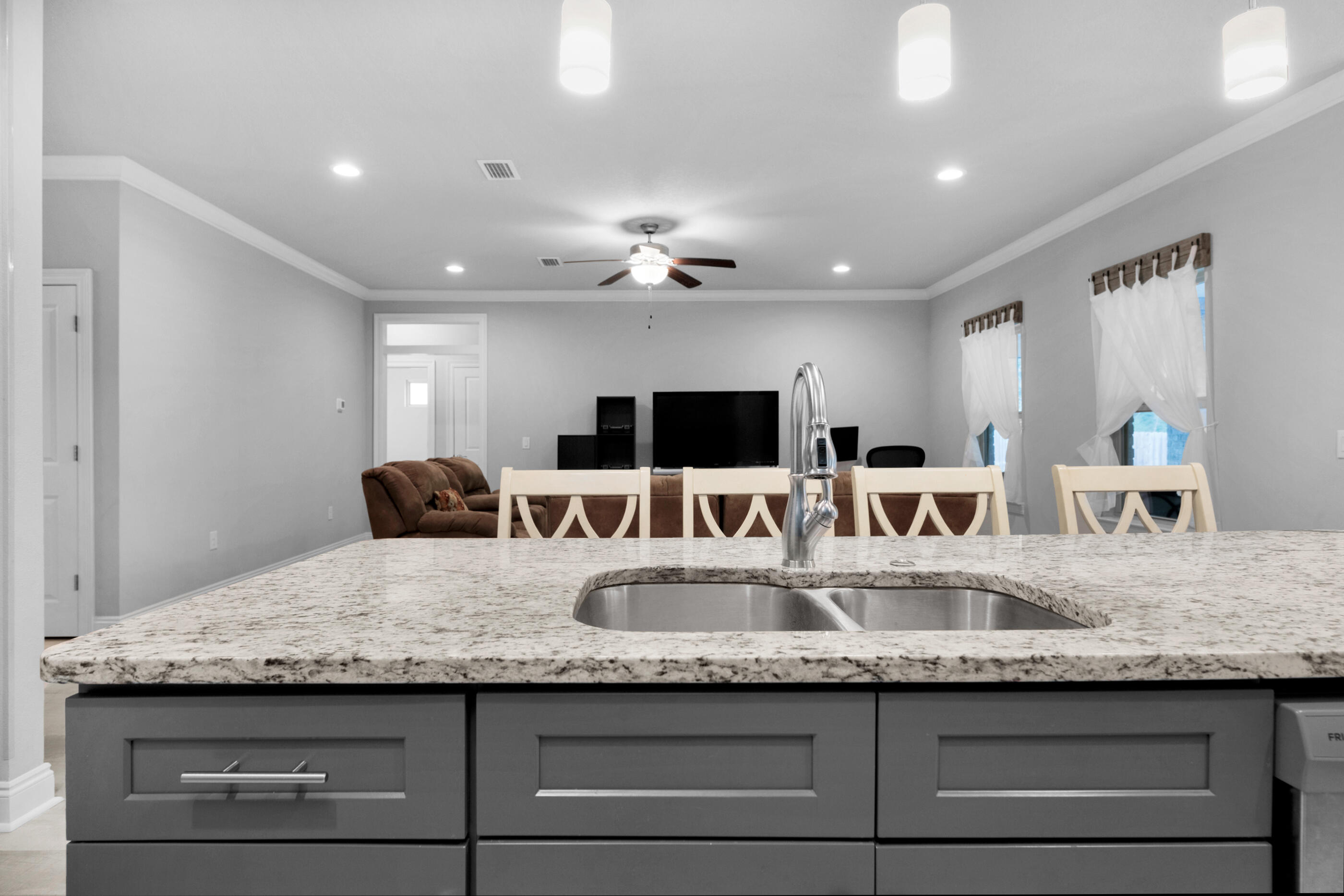 NO RECORDED SUBDIVISION - Residential