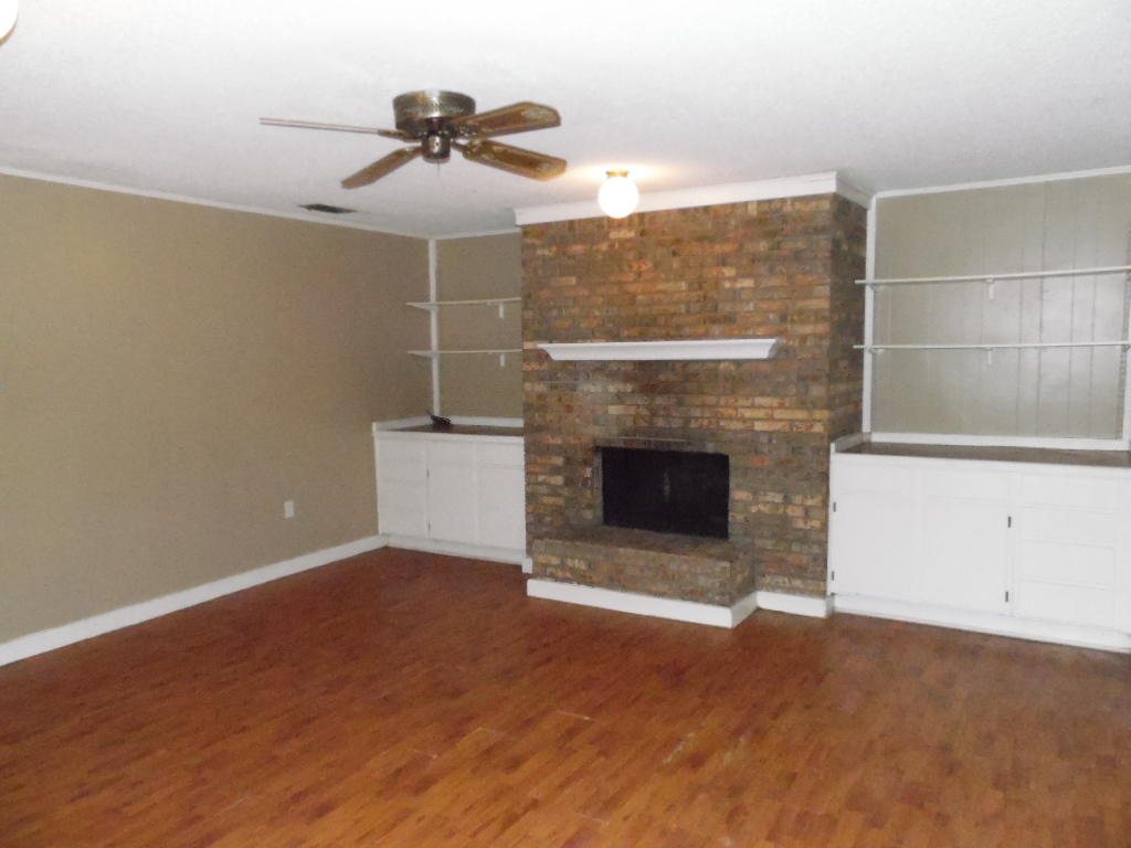 VICTORIA GARDENS 3 - Residential