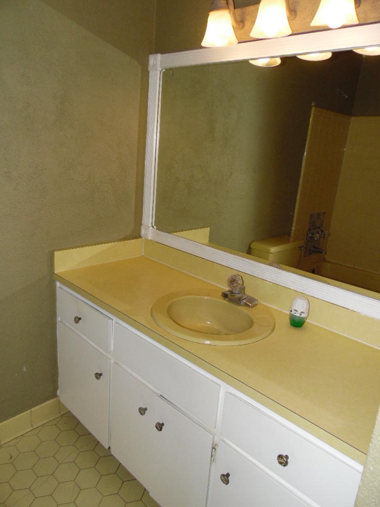 VICTORIA GARDENS 3 - Residential