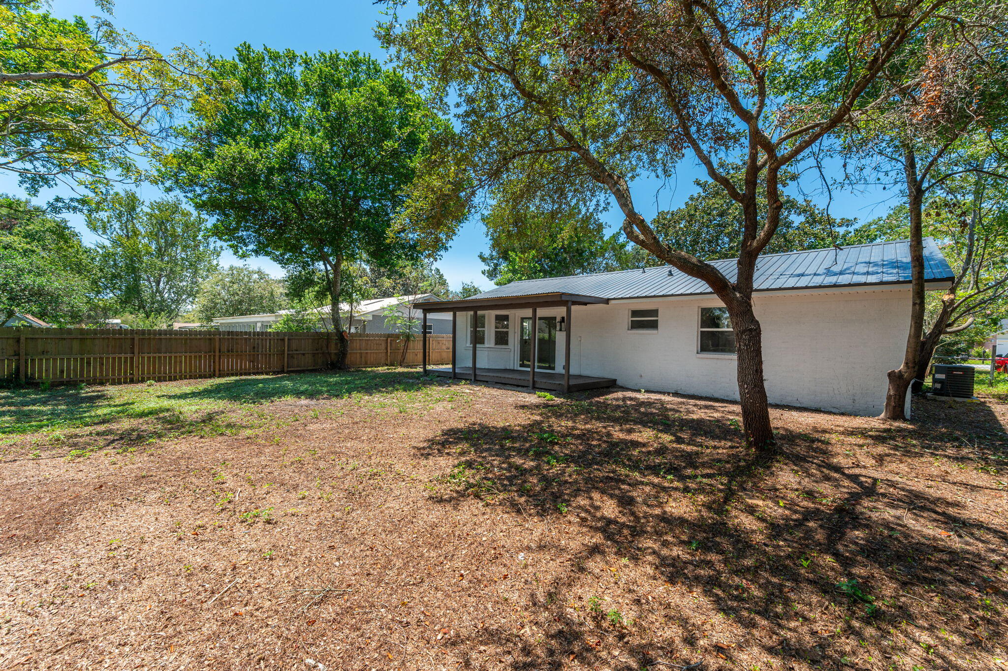 WYNNEHAVEN BEACH ESTATES 1ST ADDN - Residential