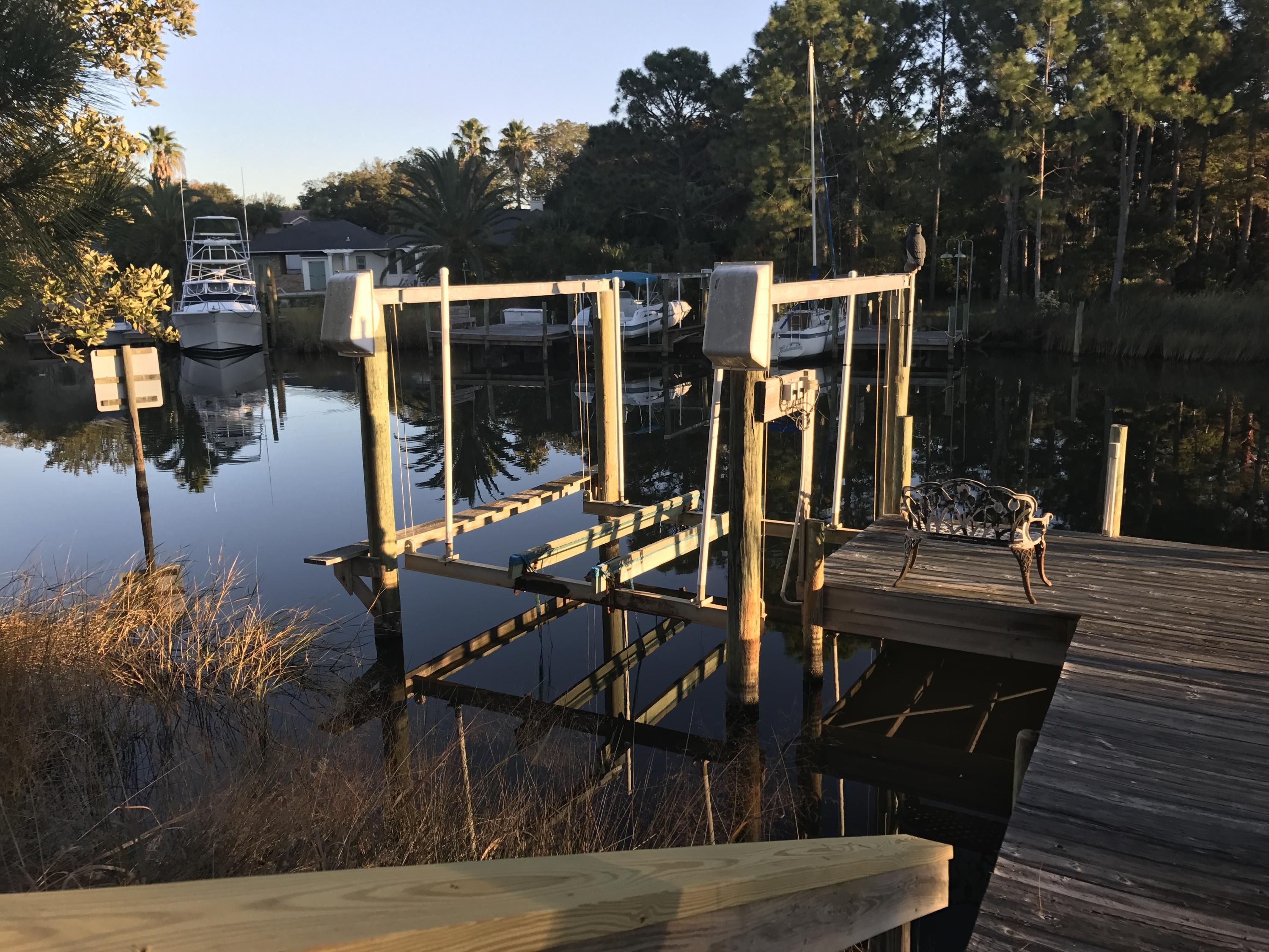 INDIAN CREEK S/D - Residential