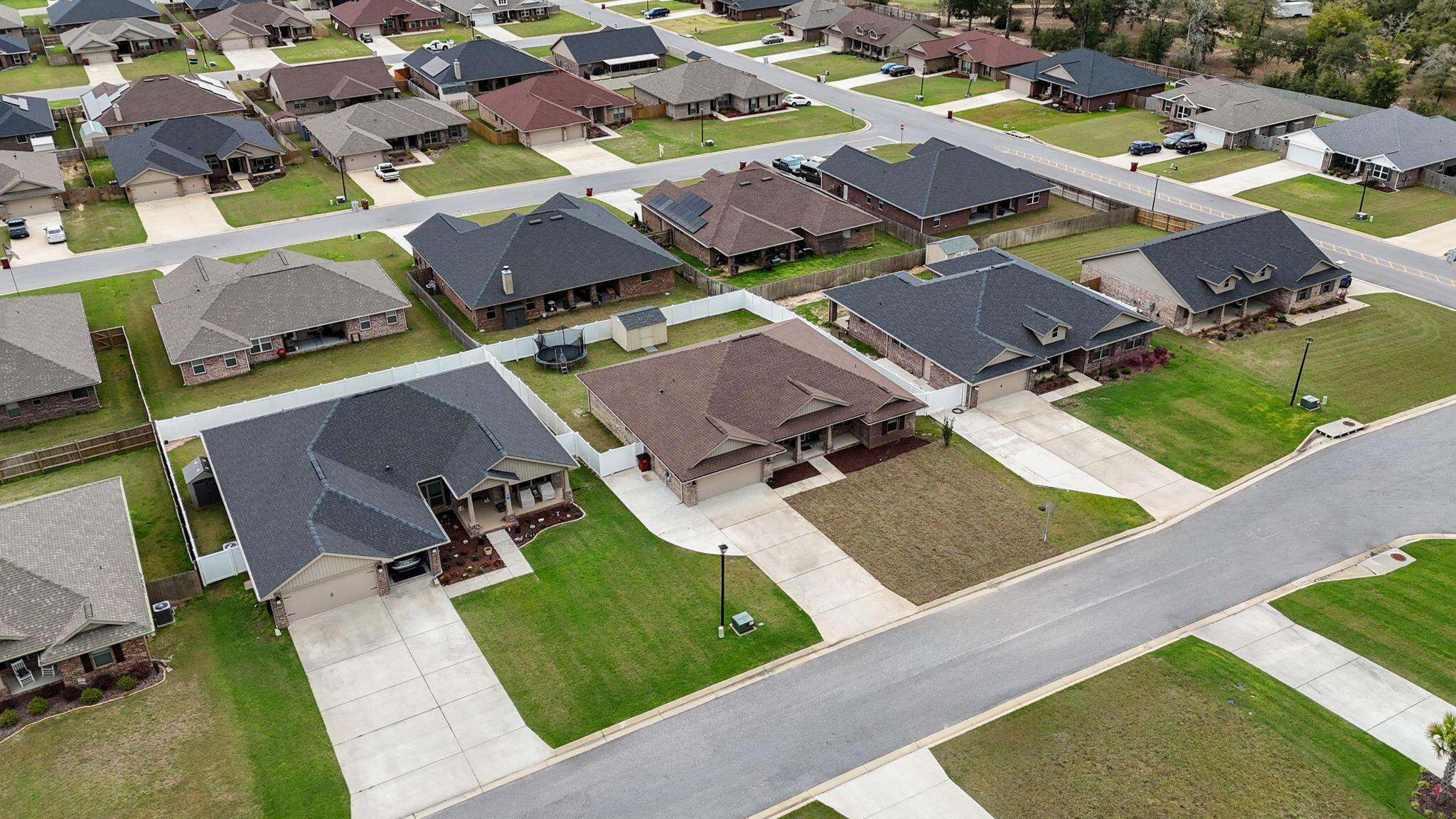 HAMILTON CROSSING - Residential