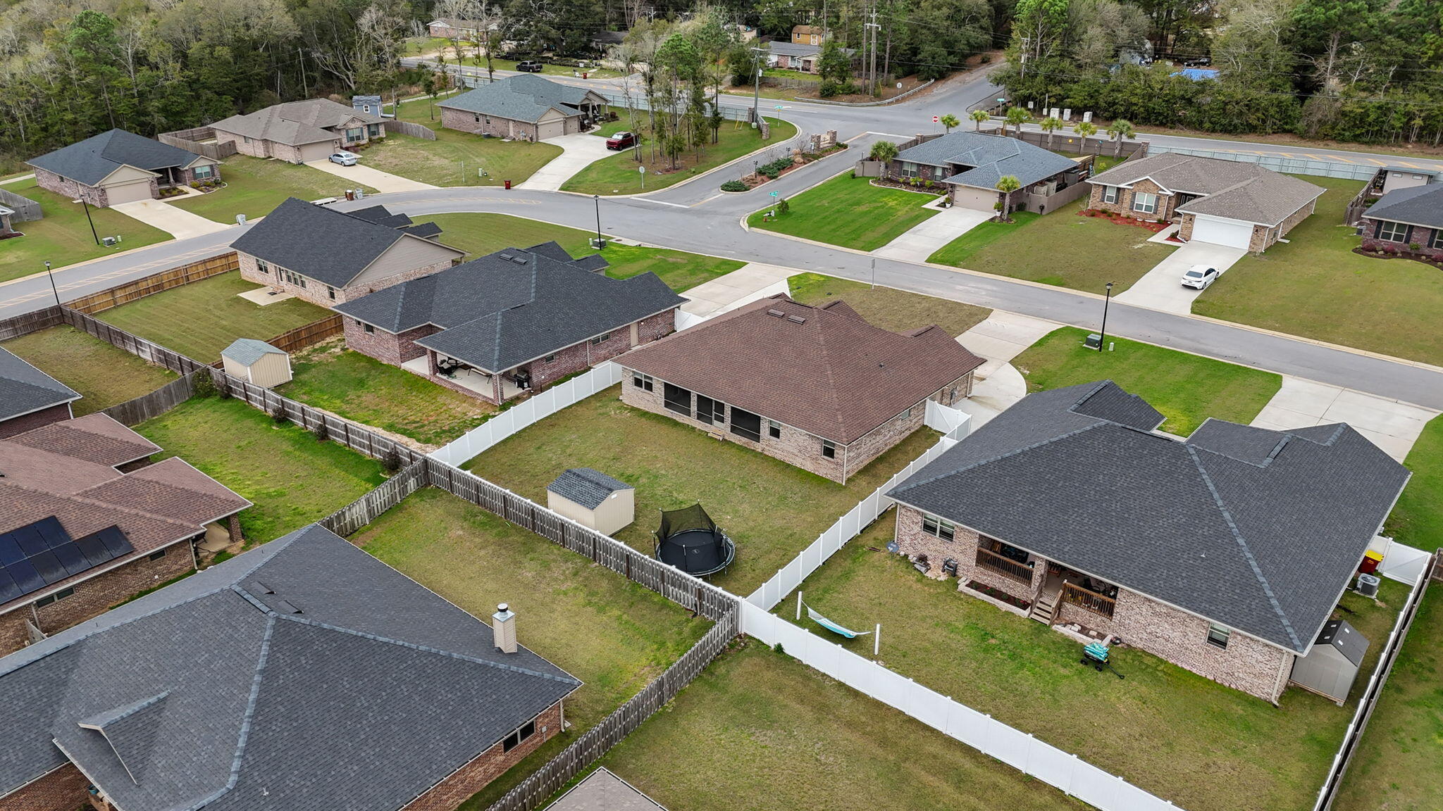 HAMILTON CROSSING - Residential