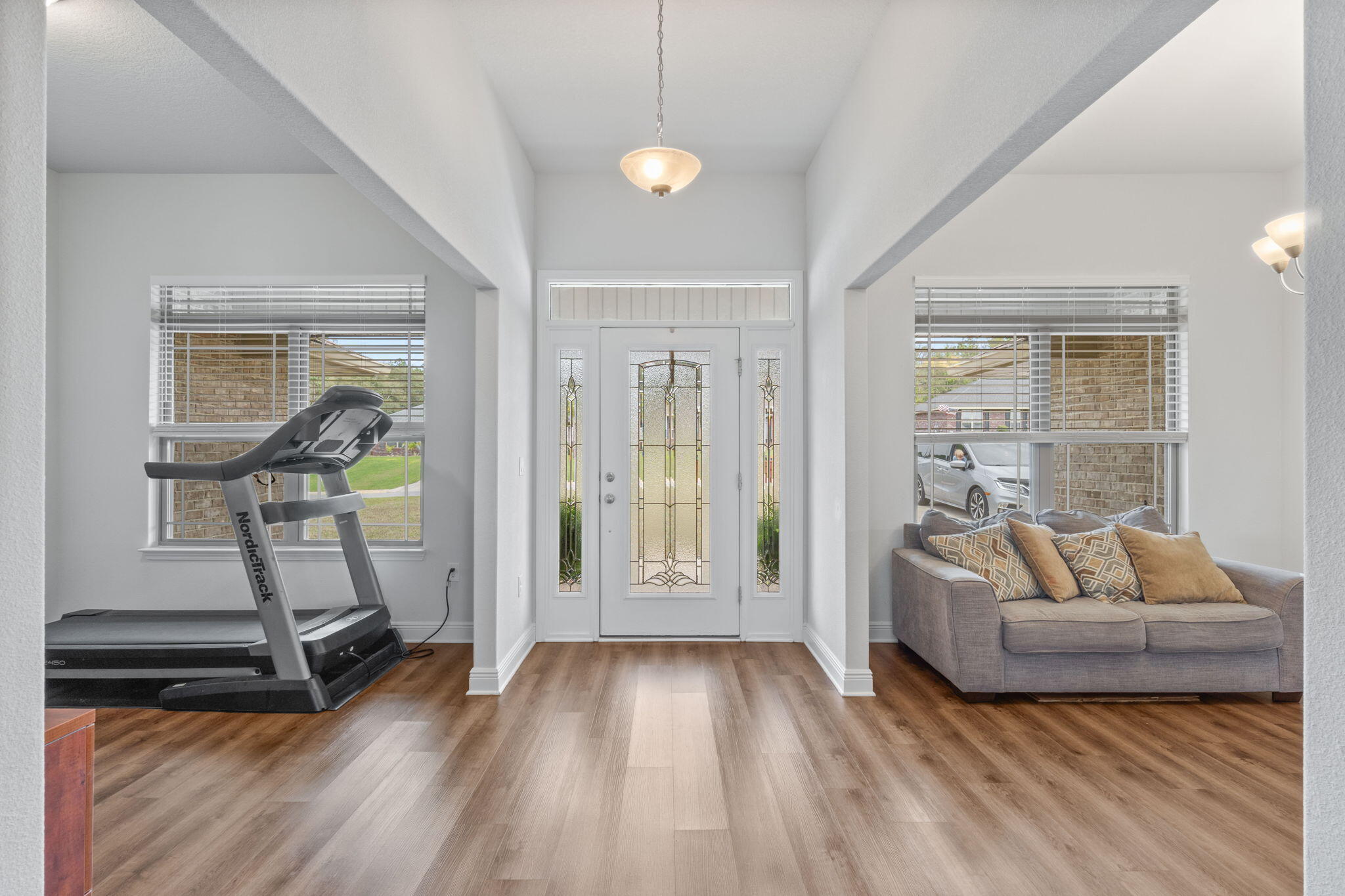 HAMILTON CROSSING - Residential