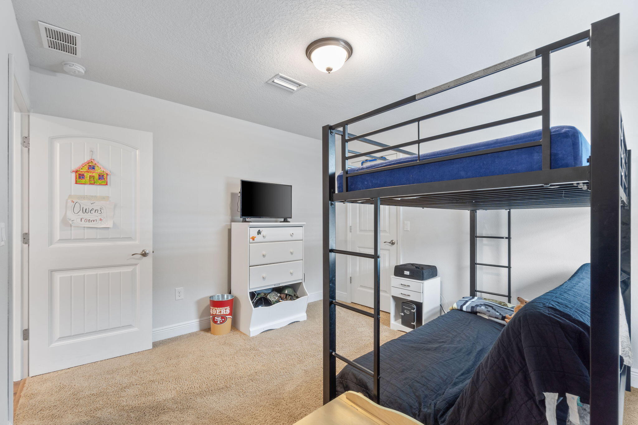 HAMILTON CROSSING - Residential