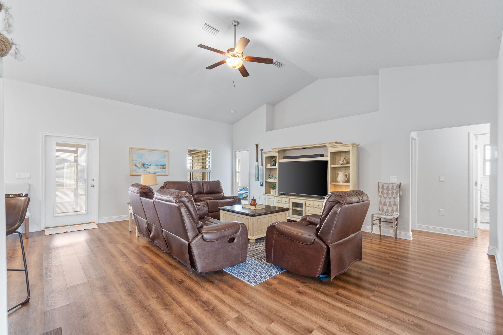 HAMILTON CROSSING - Residential