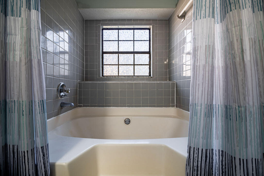 OLD HICKORY - Residential