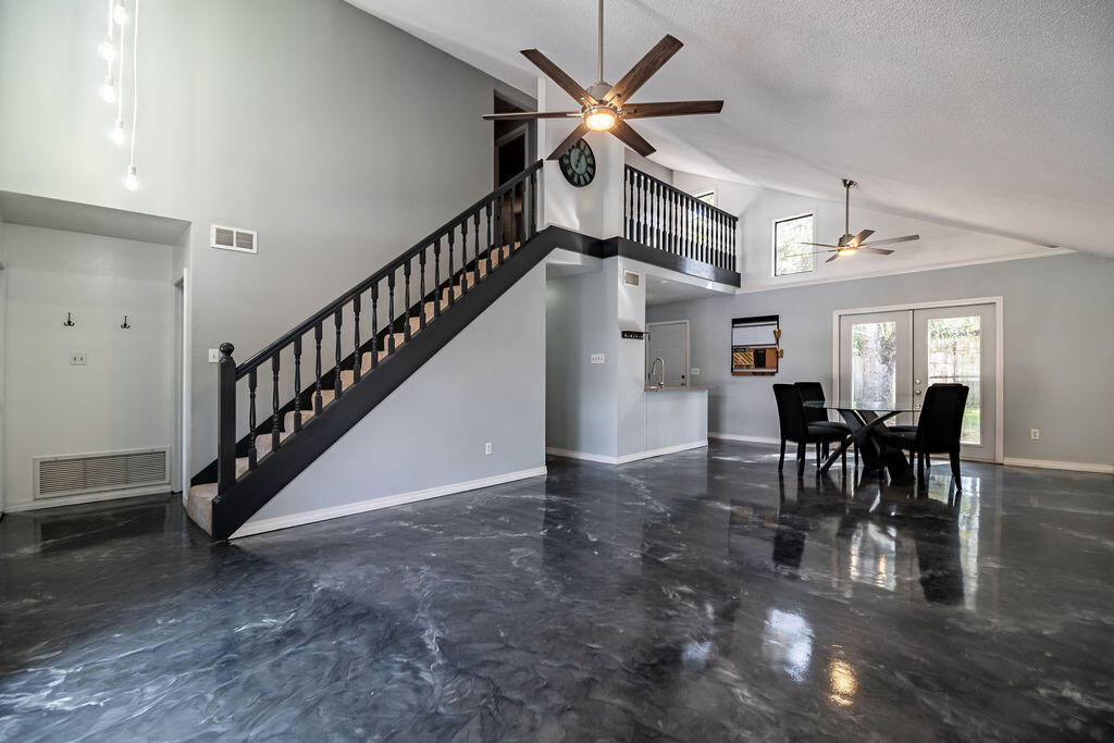 OLD HICKORY - Residential