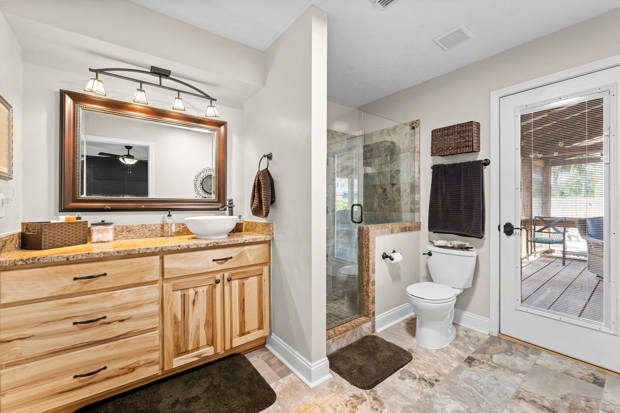 COLONY CLUB HARBOUR PH 1 - Residential