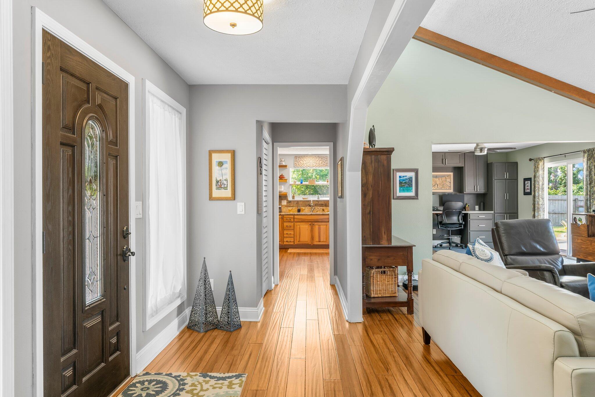 COLONY CLUB HARBOUR PH 1 - Residential