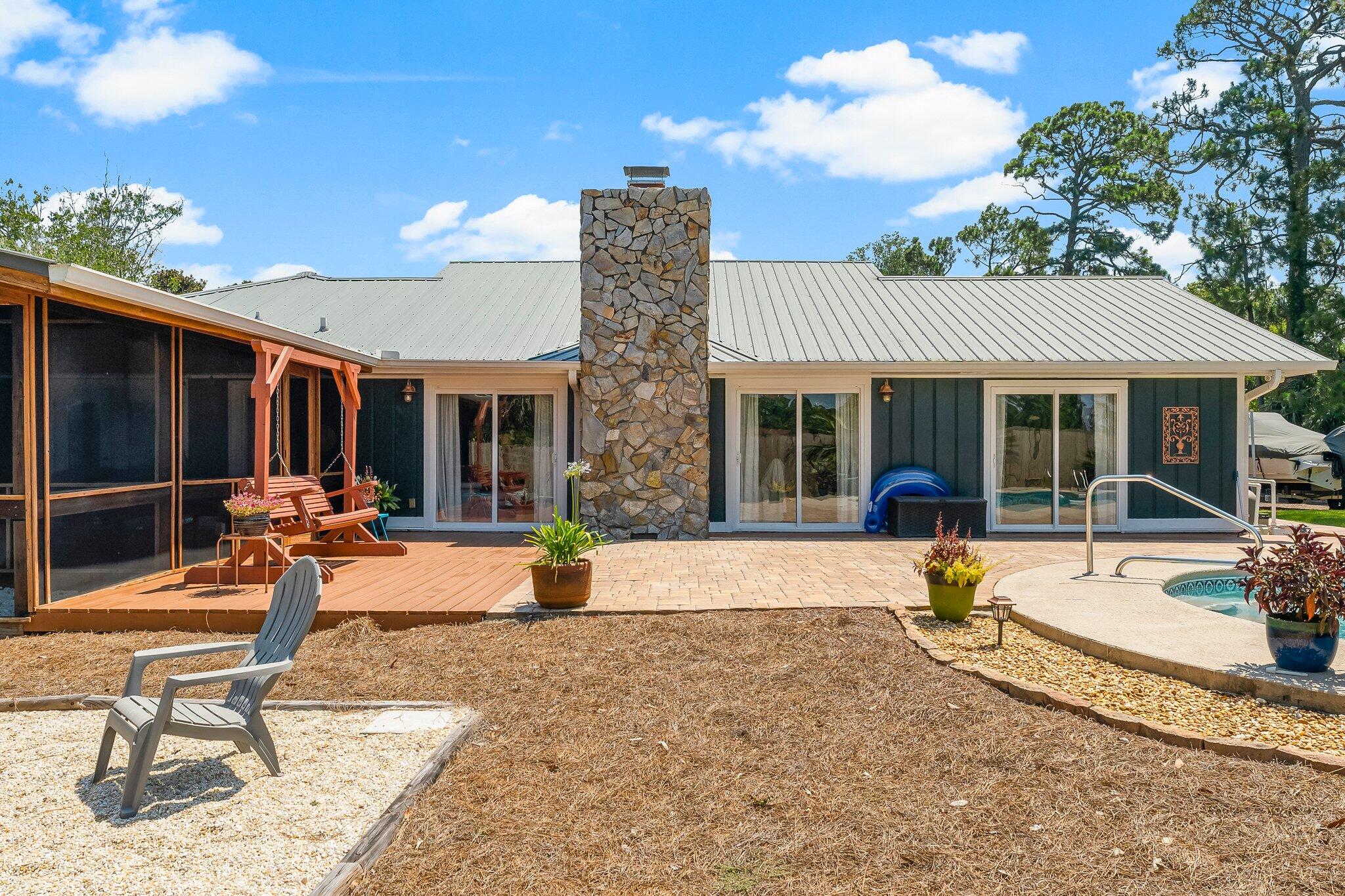 COLONY CLUB HARBOUR PH 1 - Residential