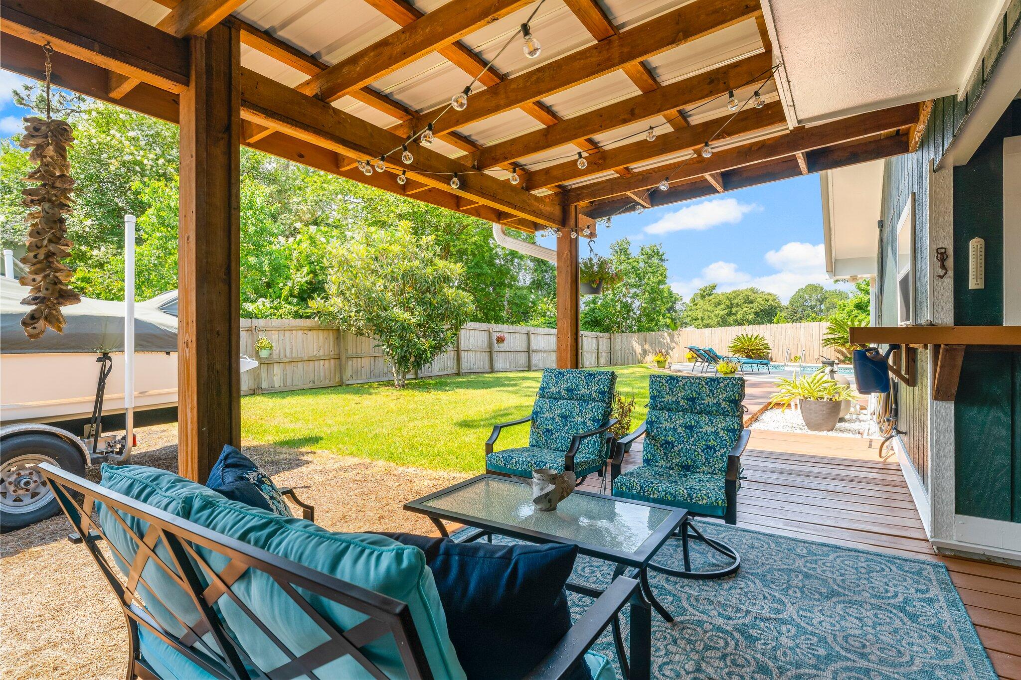 COLONY CLUB HARBOUR PH 1 - Residential