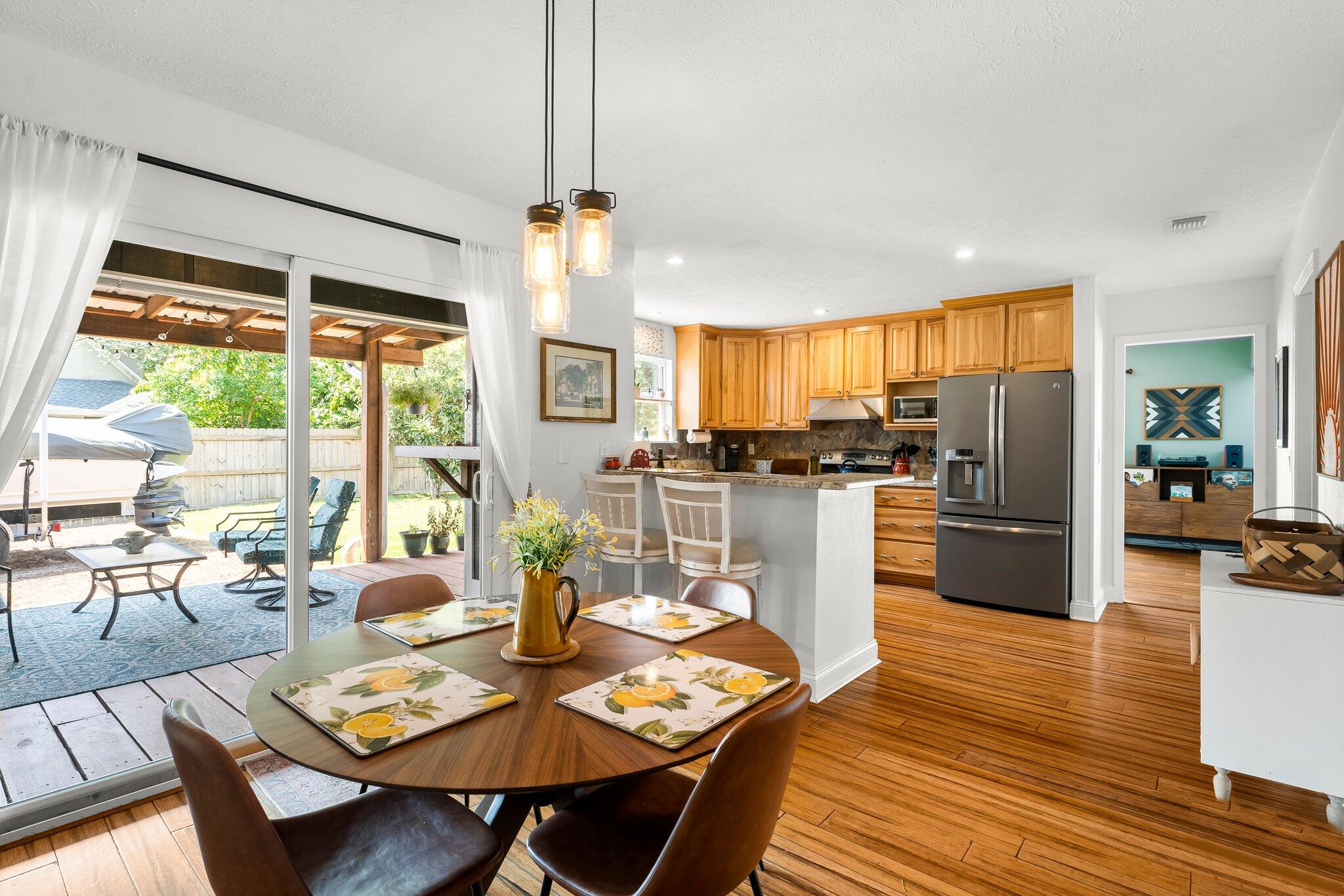 COLONY CLUB HARBOUR PH 1 - Residential