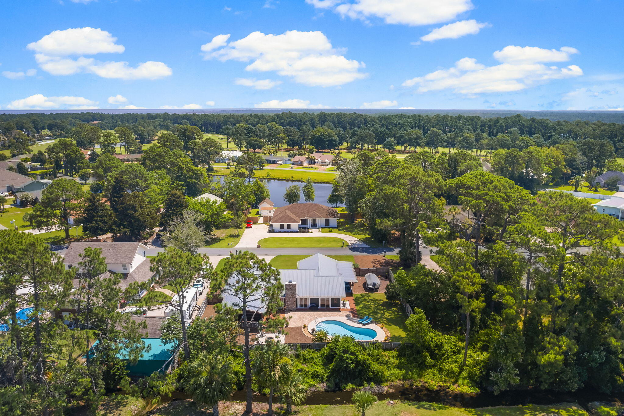 COLONY CLUB HARBOUR PH 1 - Residential