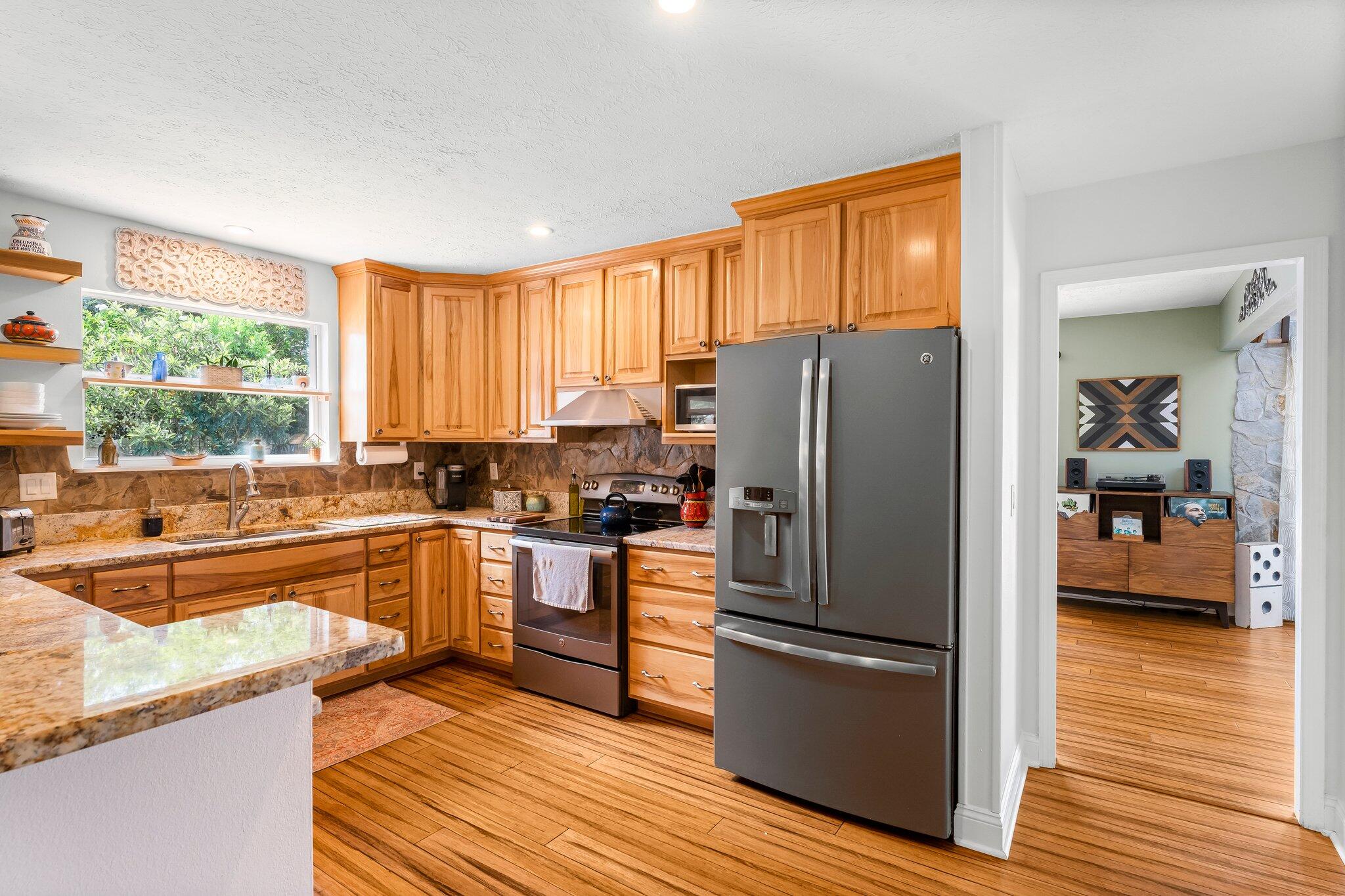 COLONY CLUB HARBOUR PH 1 - Residential