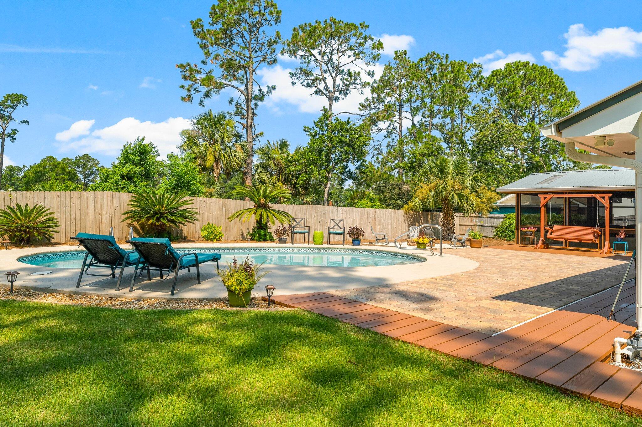 COLONY CLUB HARBOUR PH 1 - Residential