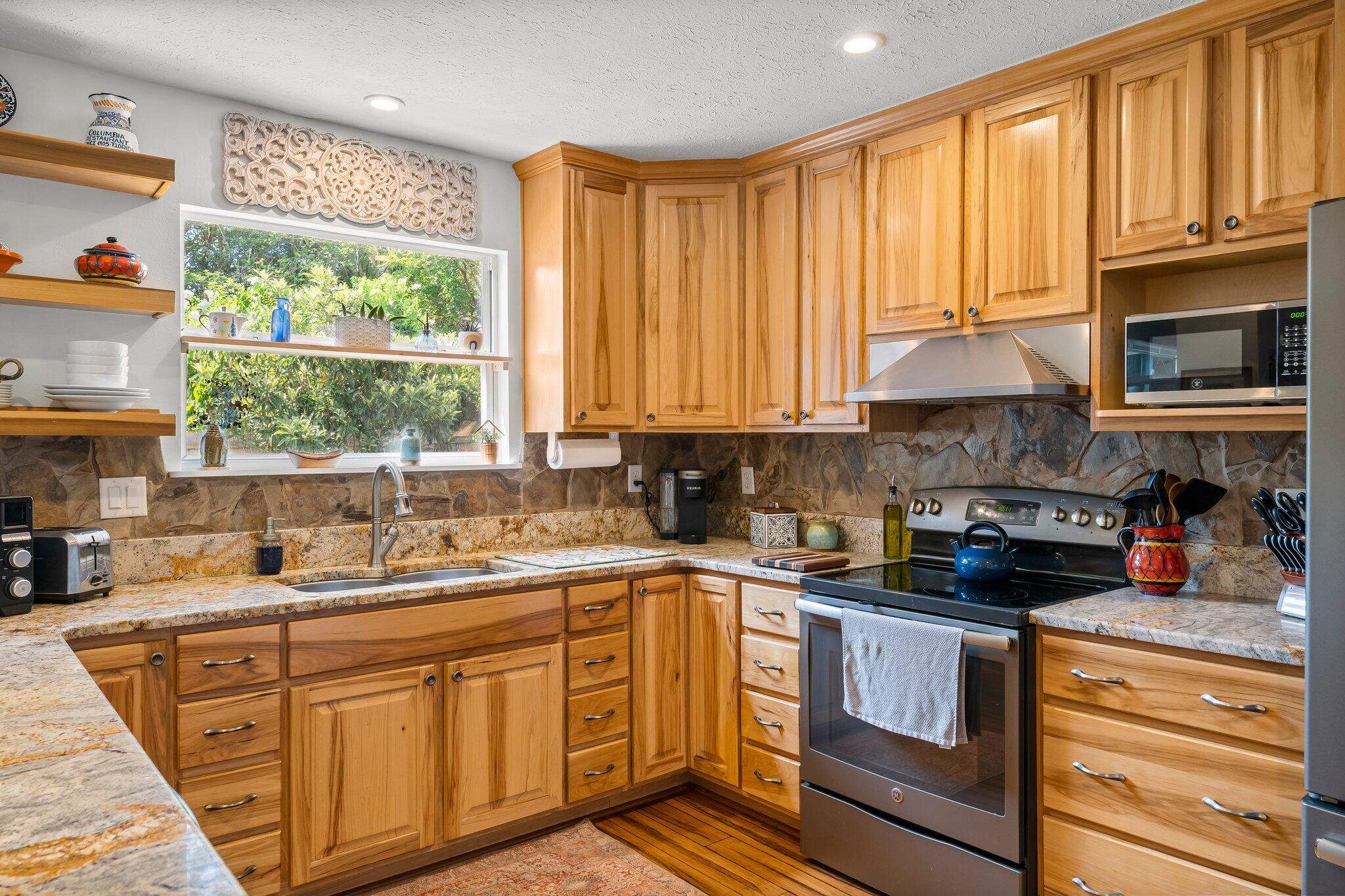 COLONY CLUB HARBOUR PH 1 - Residential