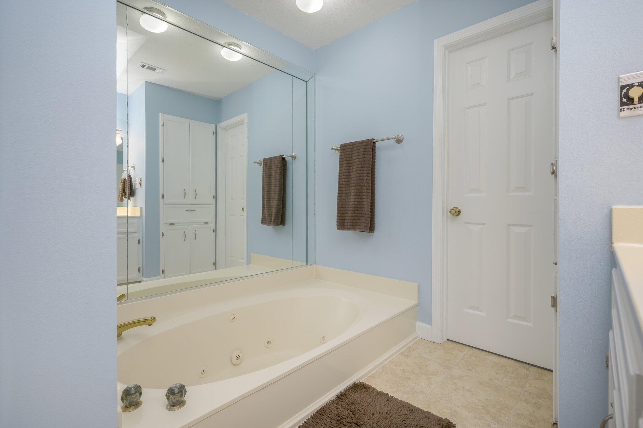 LONGWOOD PINES S/D - Residential