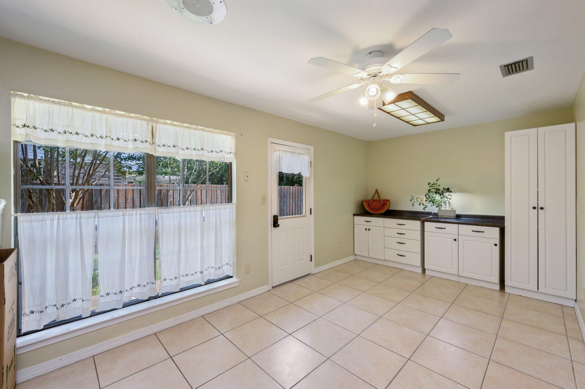 LONGWOOD PINES S/D - Residential