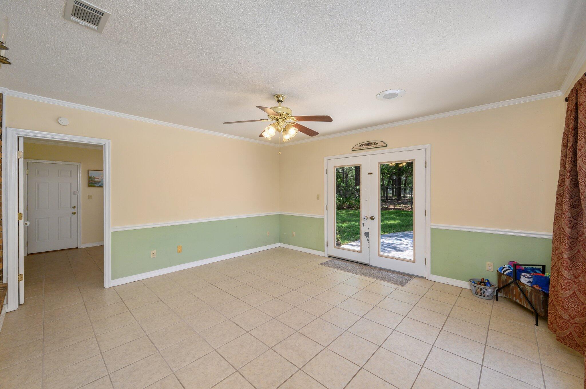 LONGWOOD PINES S/D - Residential