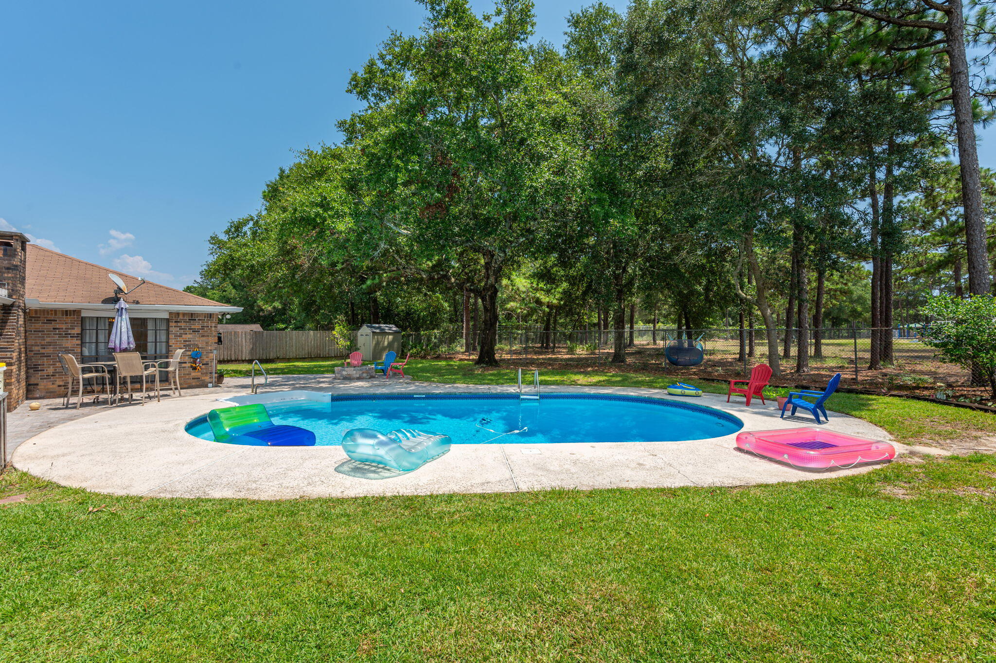 LONGWOOD PINES S/D - Residential