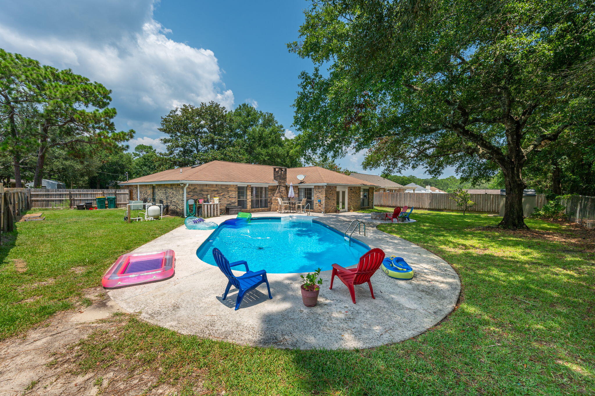 LONGWOOD PINES S/D - Residential