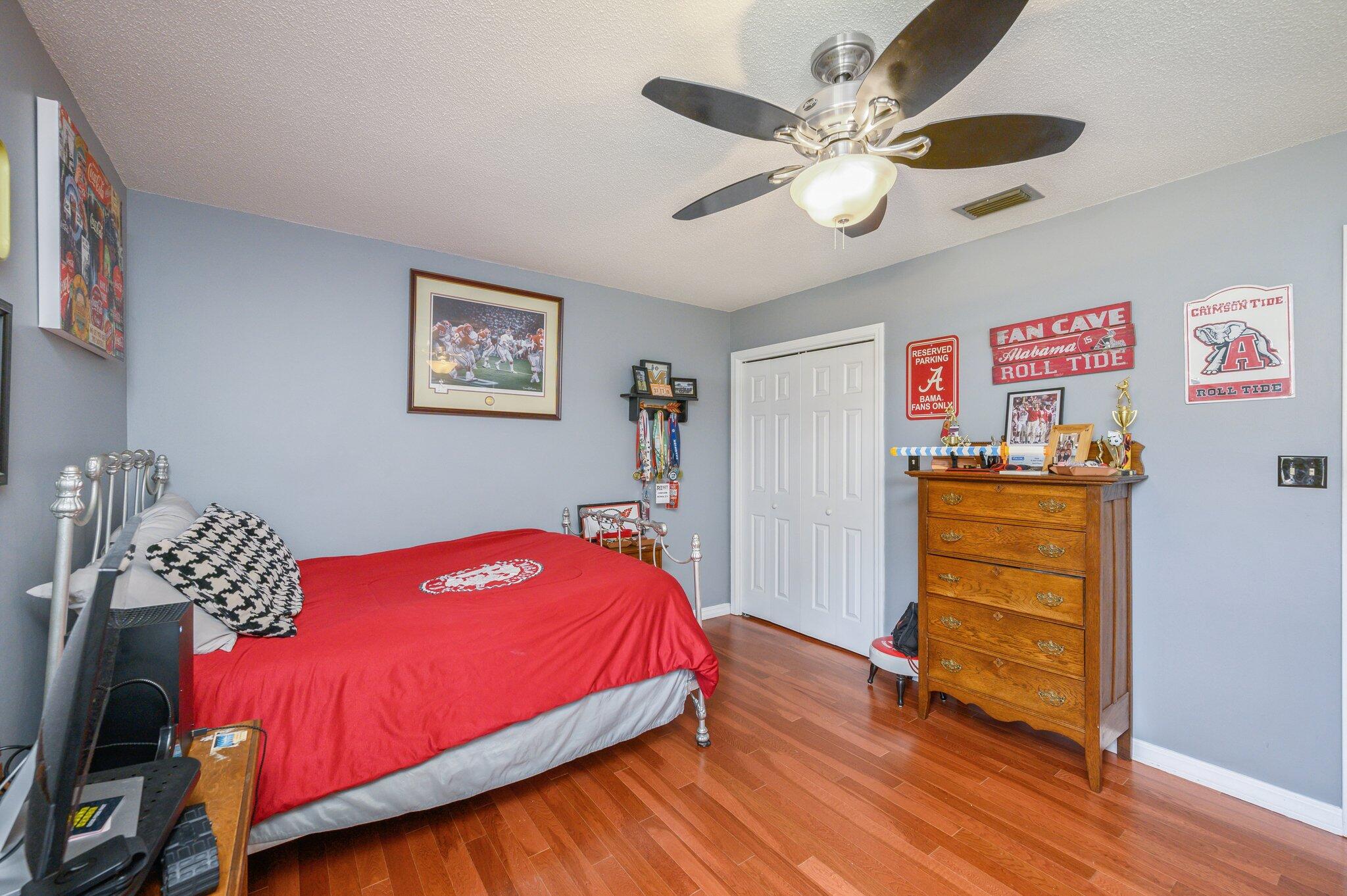 LONGWOOD PINES S/D - Residential