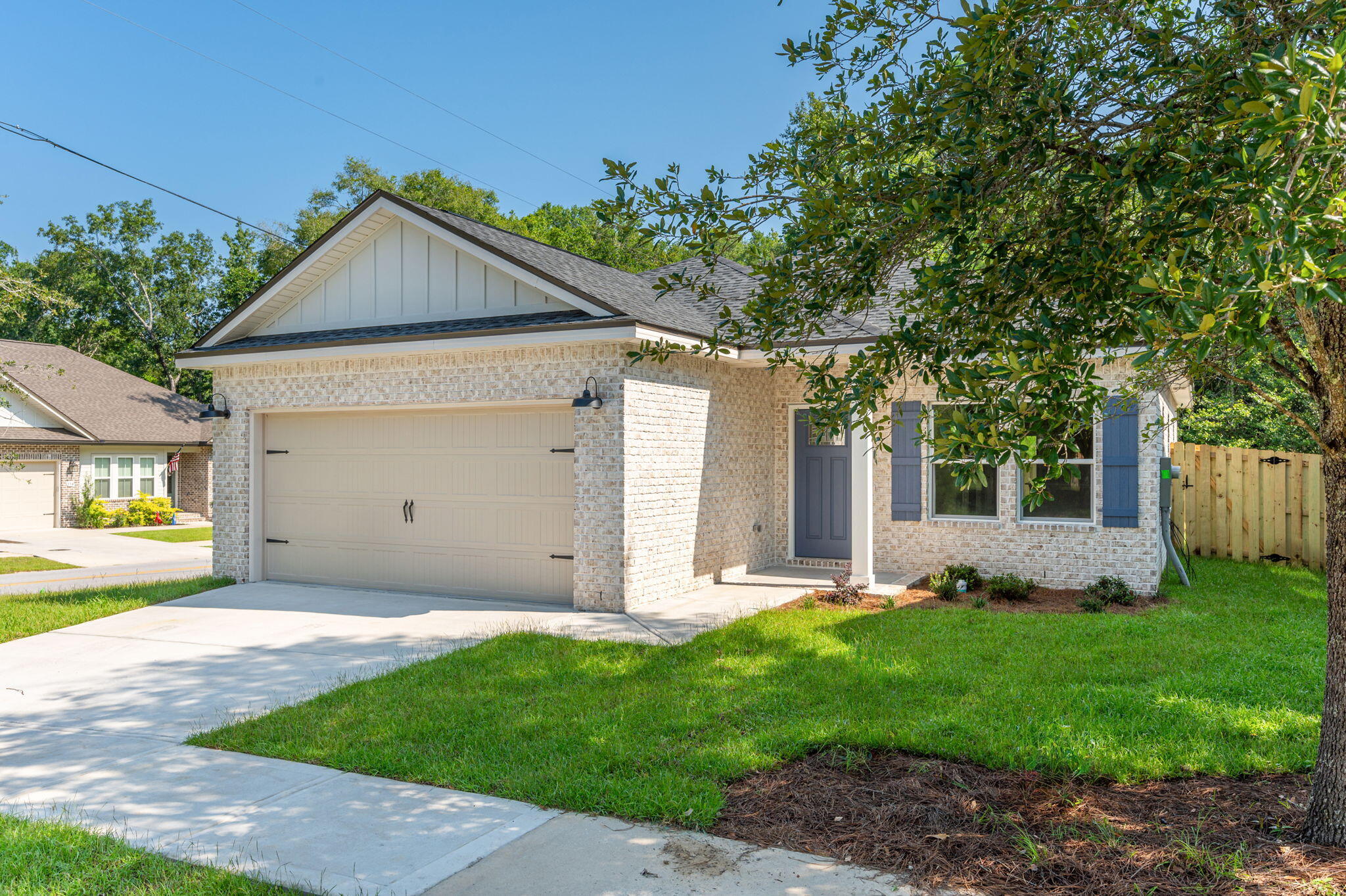 LAUREL OAKS S/D - Residential