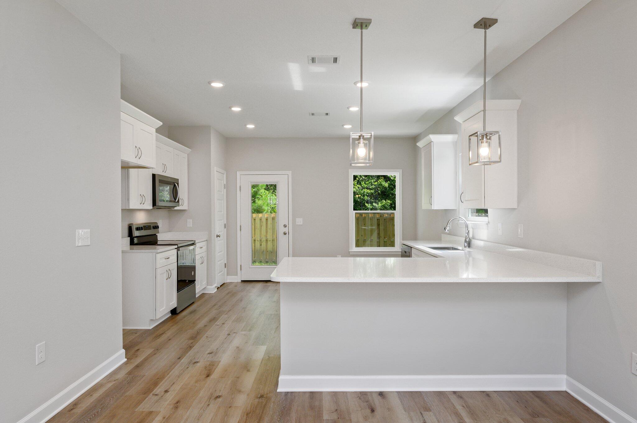 LAUREL OAKS S/D - Residential