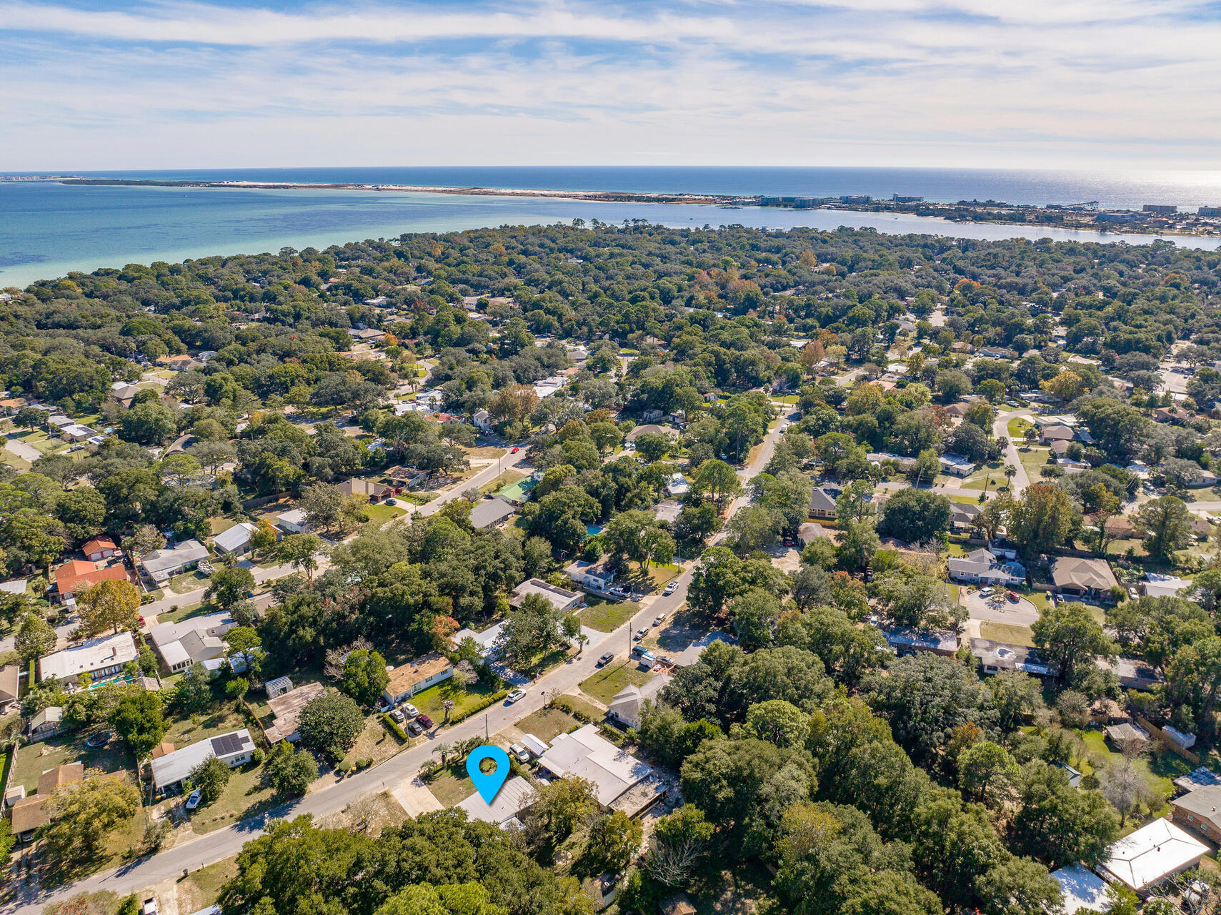 ELLIOTT POINT - Residential