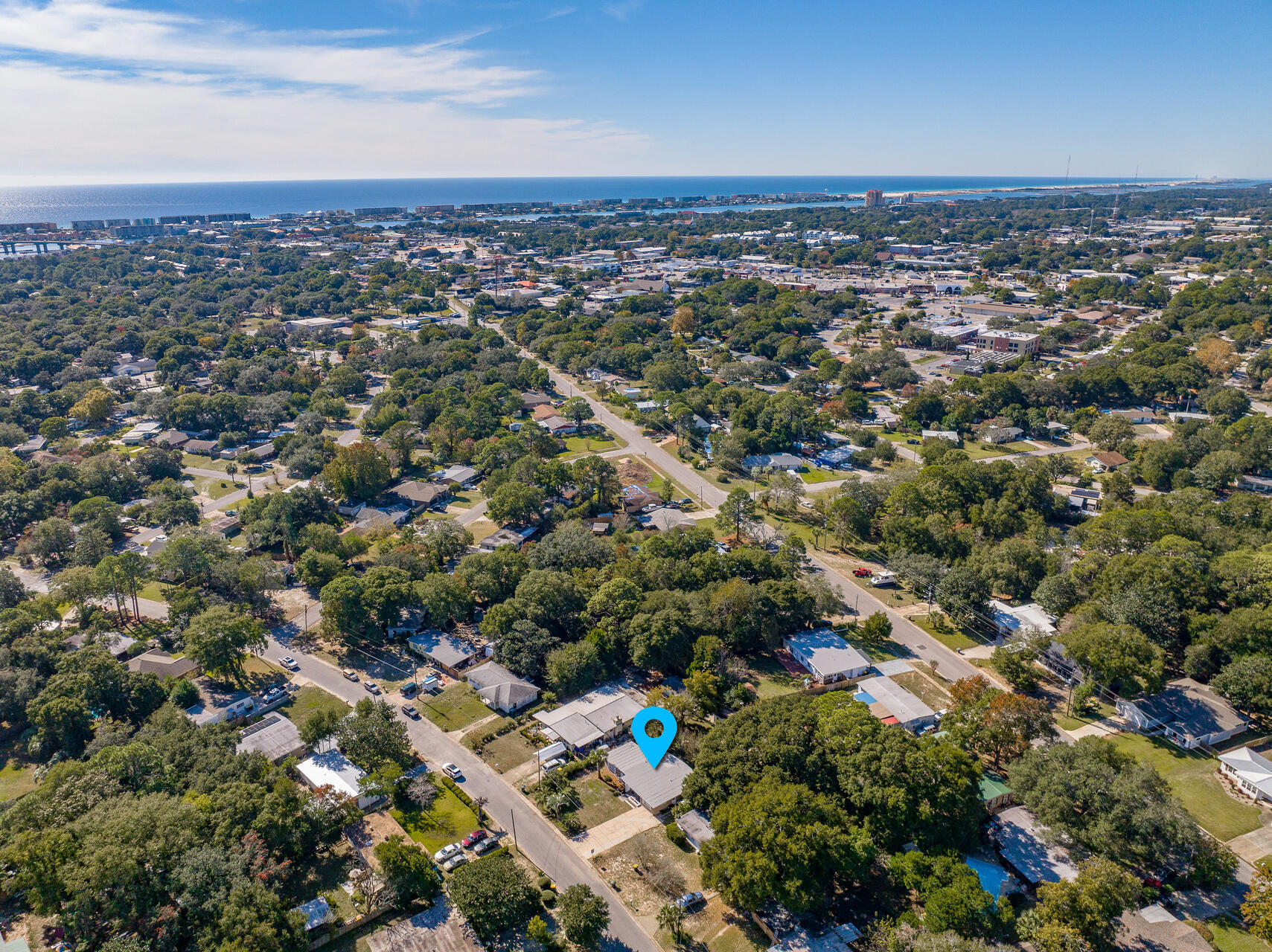 ELLIOTT POINT - Residential