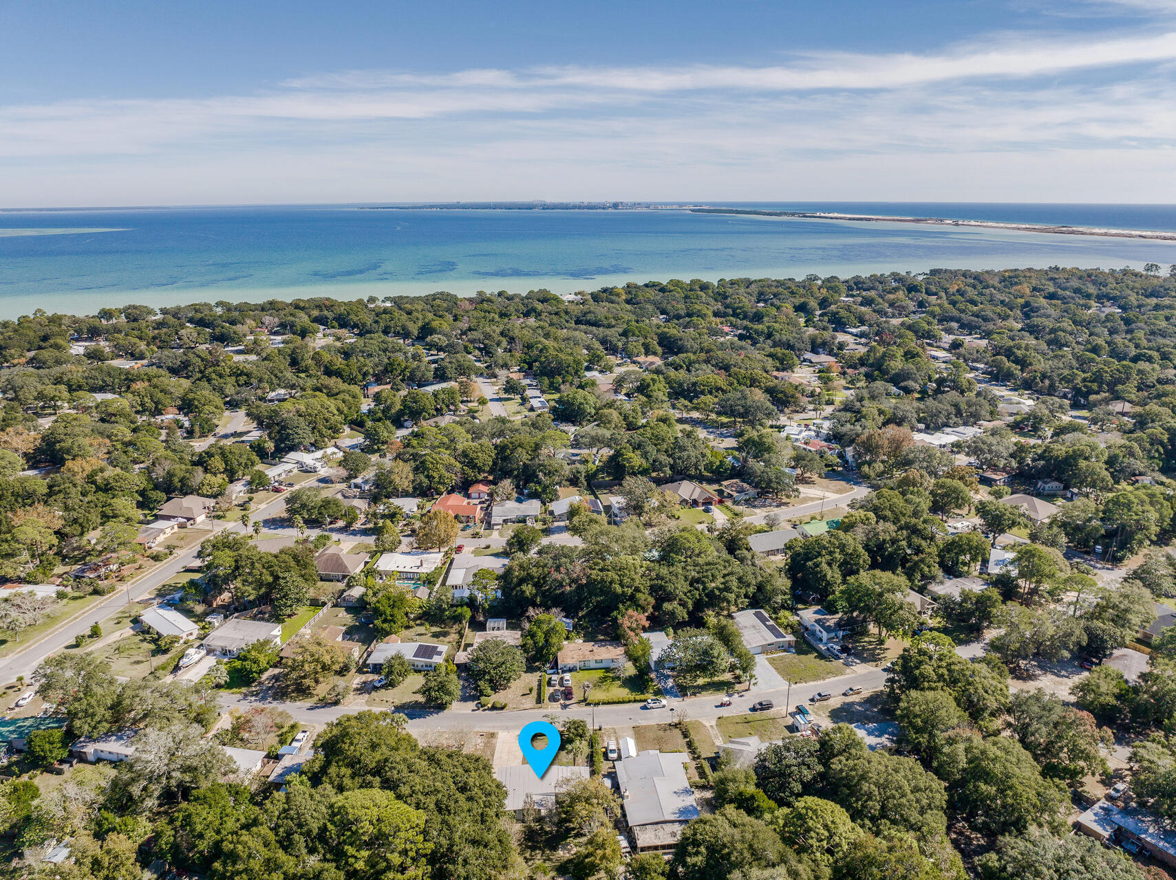 ELLIOTT POINT - Residential