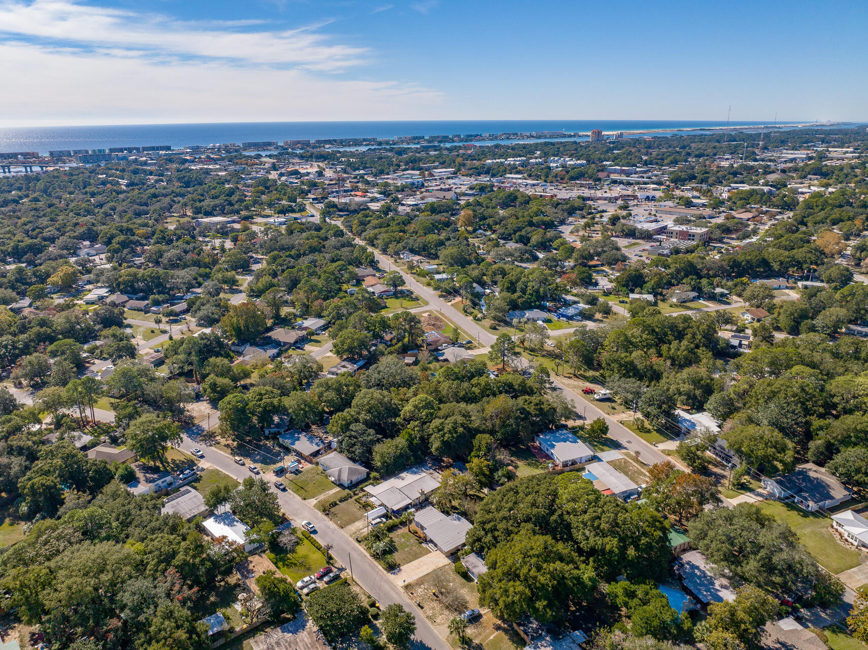 ELLIOTT POINT - Residential