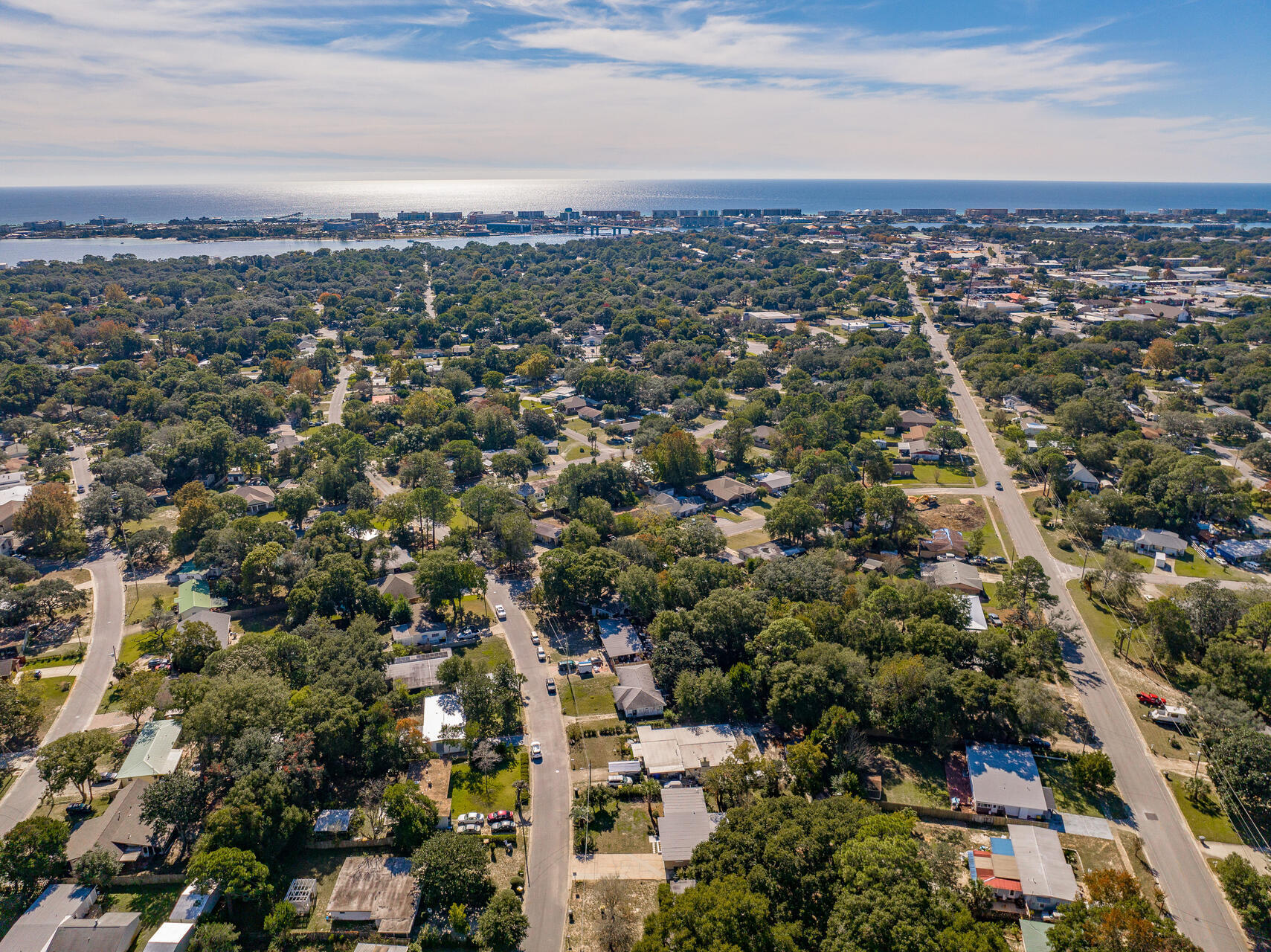 ELLIOTT POINT - Residential