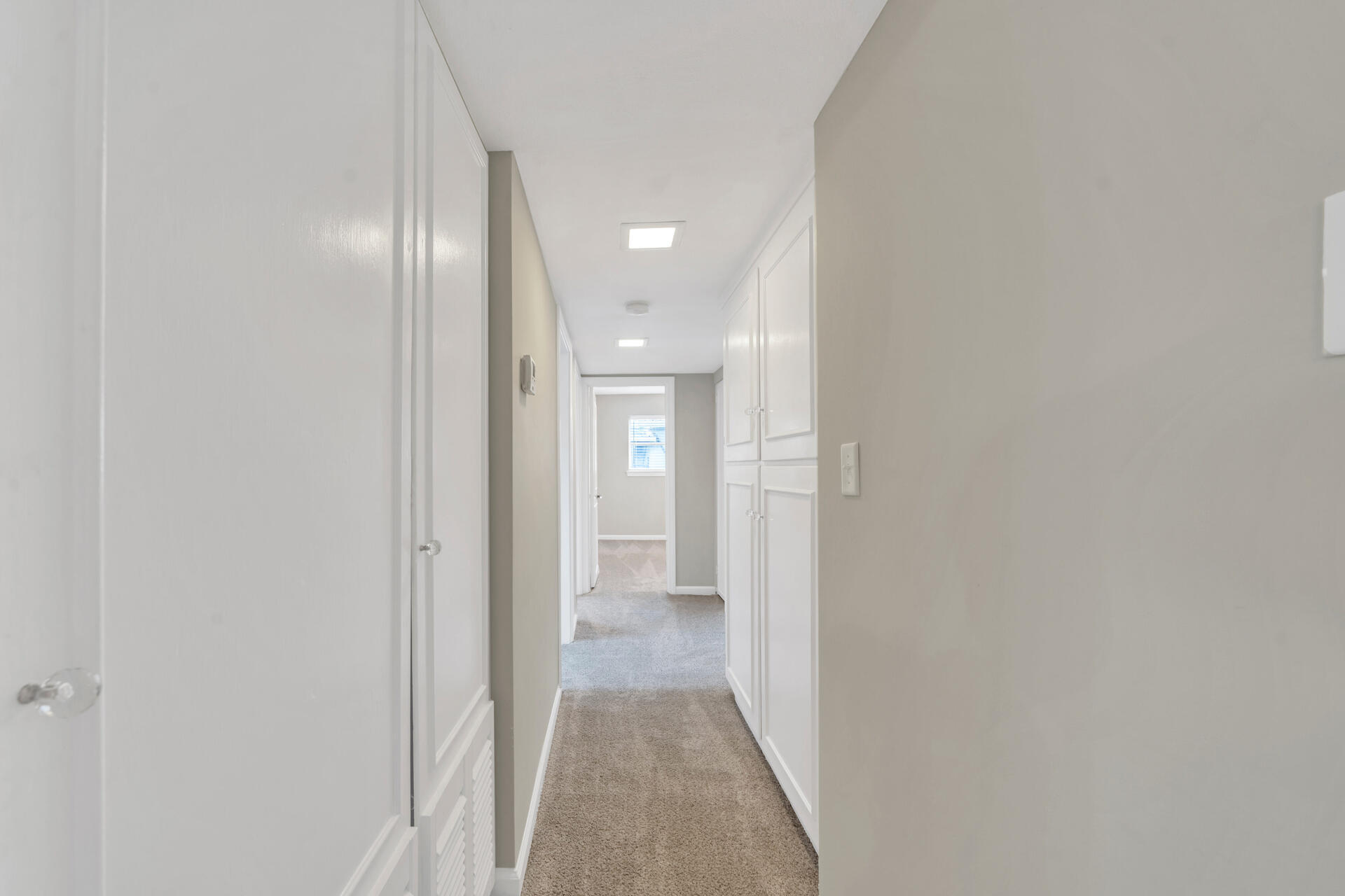 ELLIOTT POINT - Residential