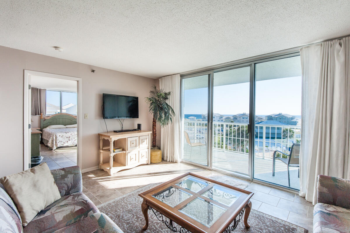 TRISTAN TOWERS - Residential