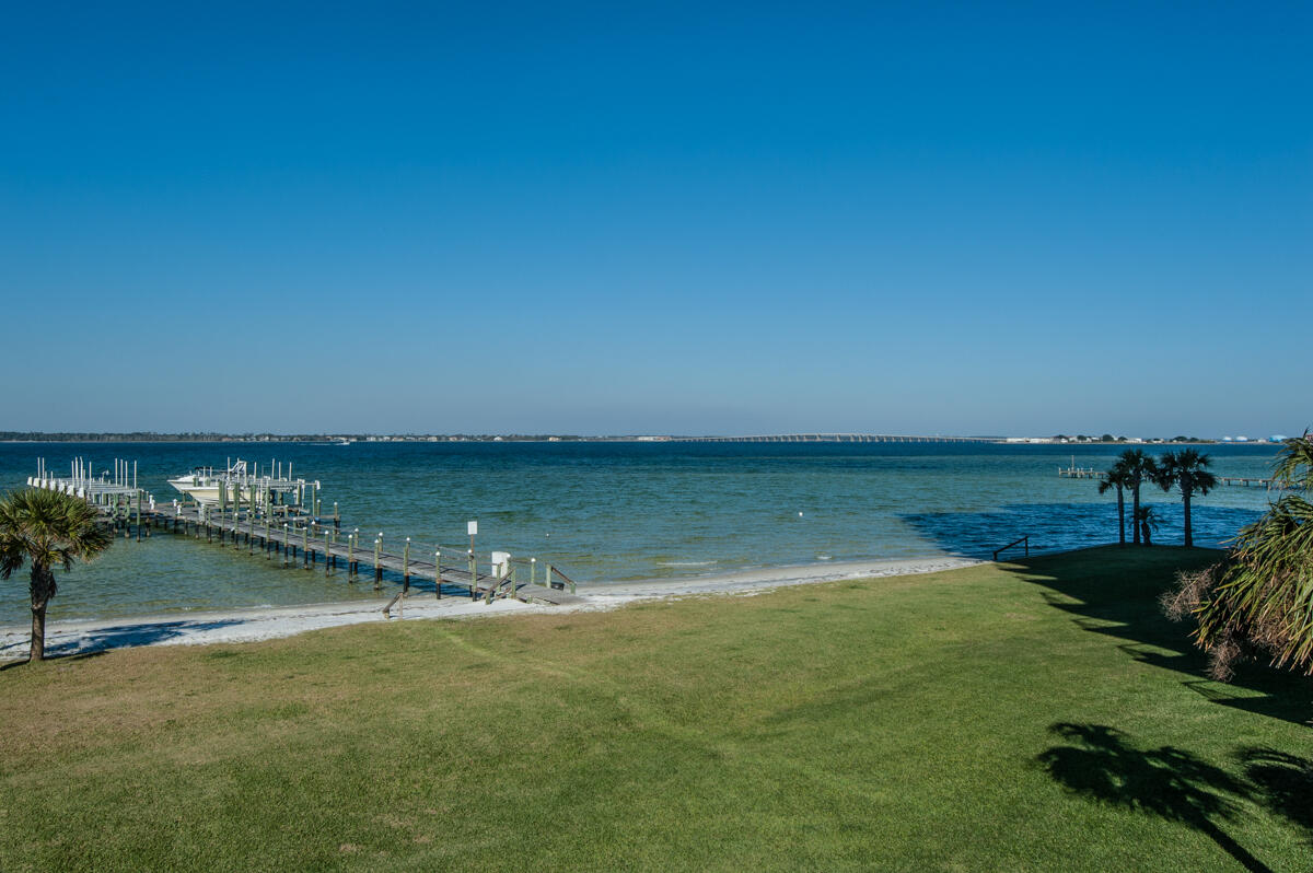 TRISTAN TOWERS - Residential