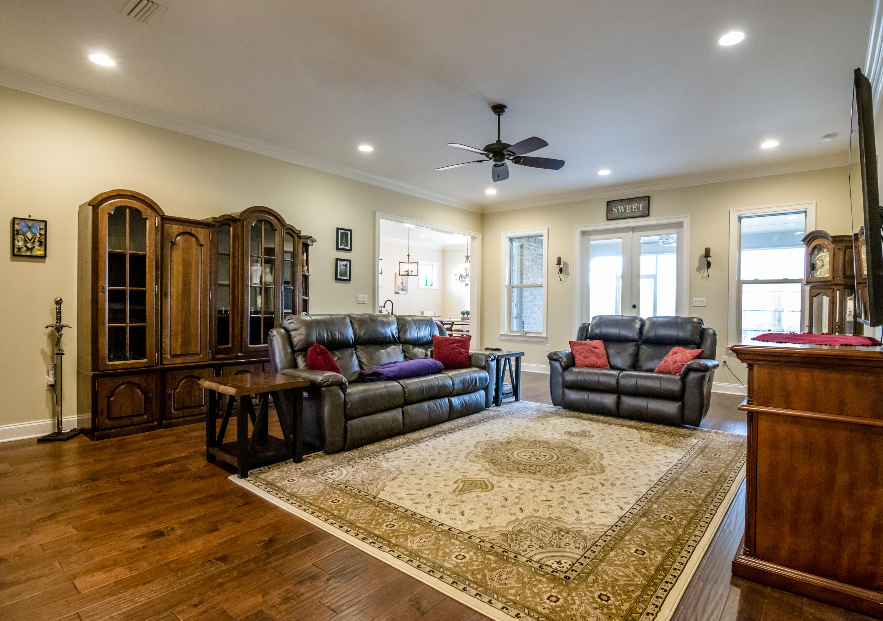 MAGNOLIA WOODS - Residential