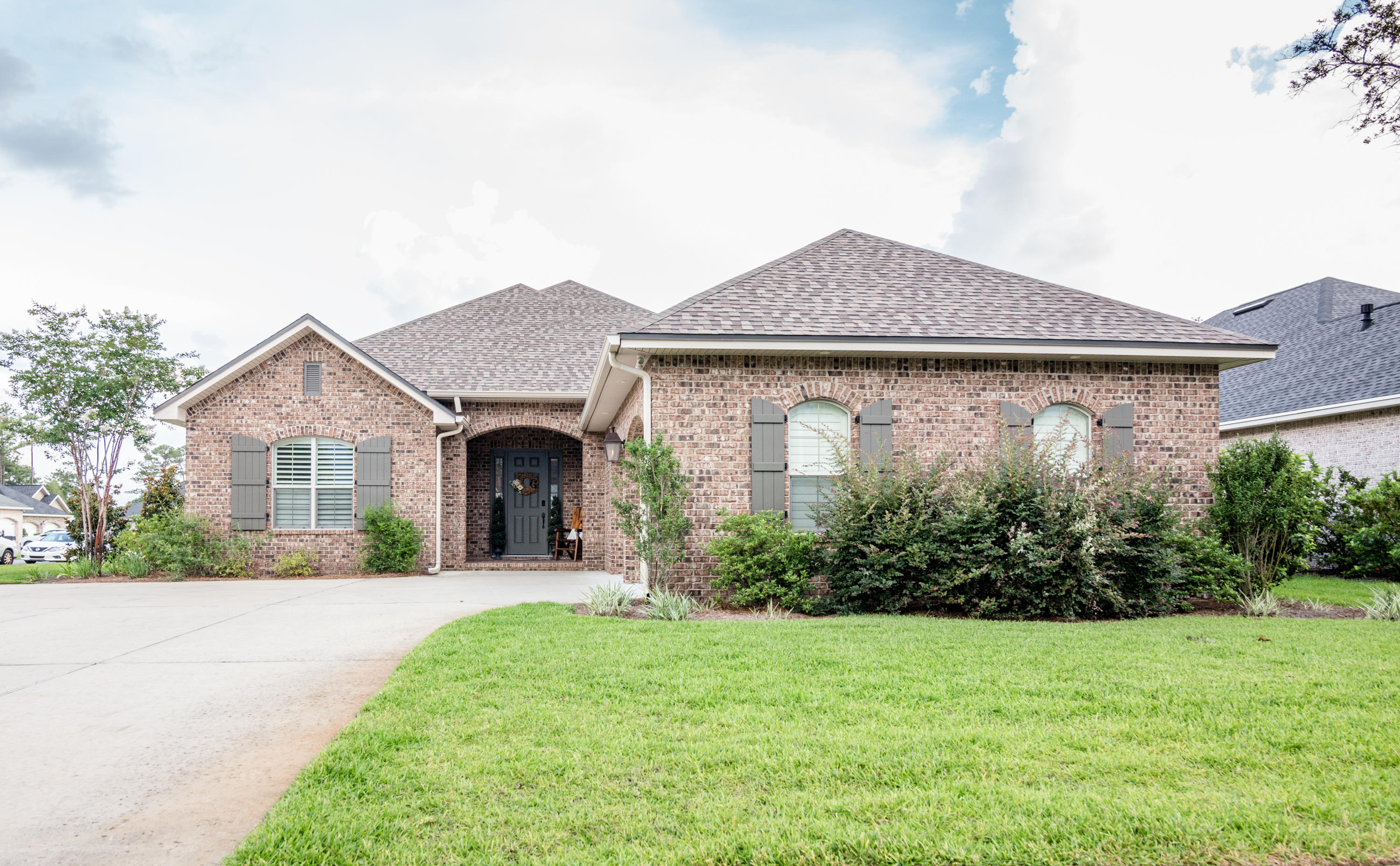 MAGNOLIA WOODS - Residential